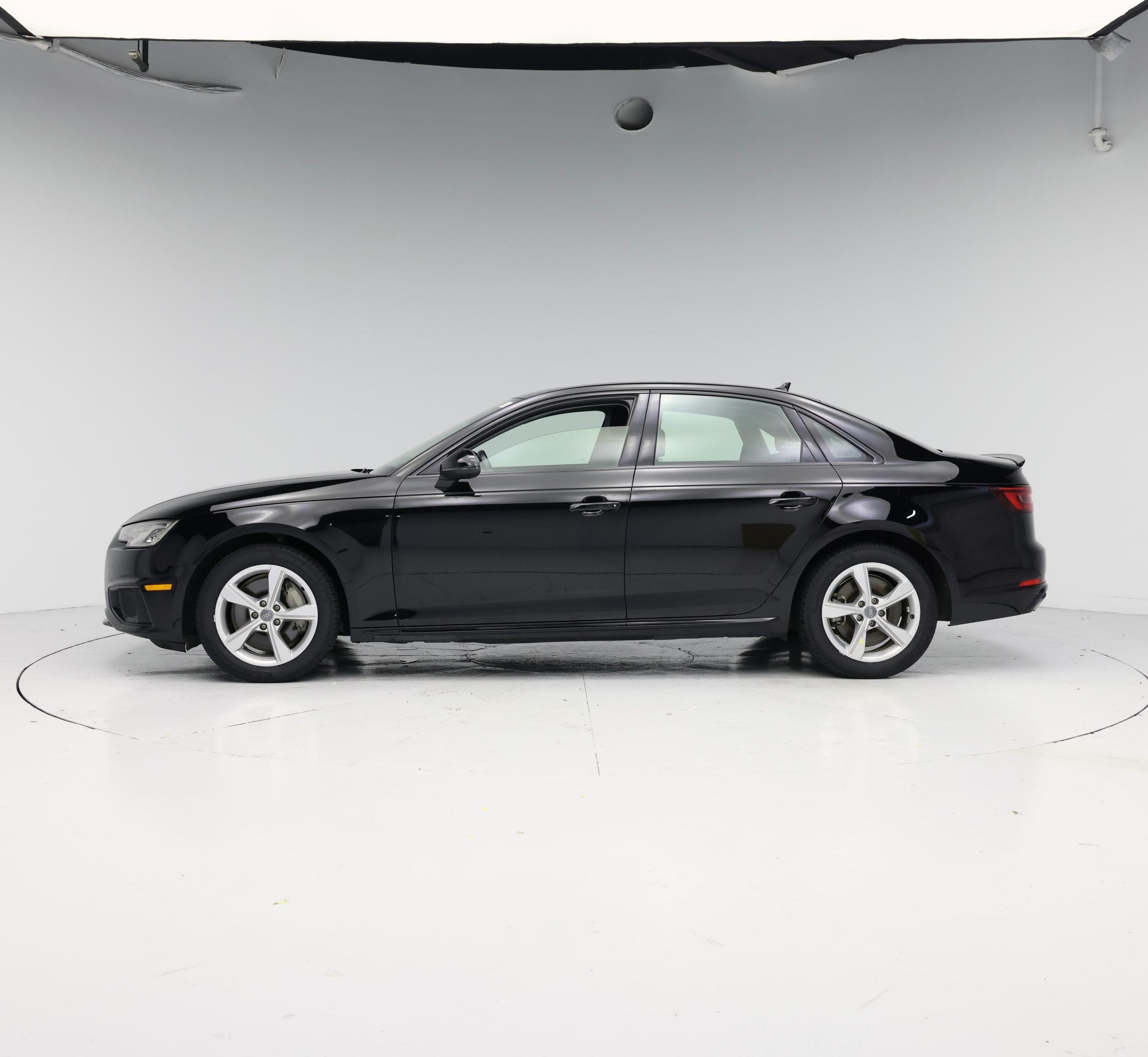 Thumbnail: 2019 Audi A4 - 3