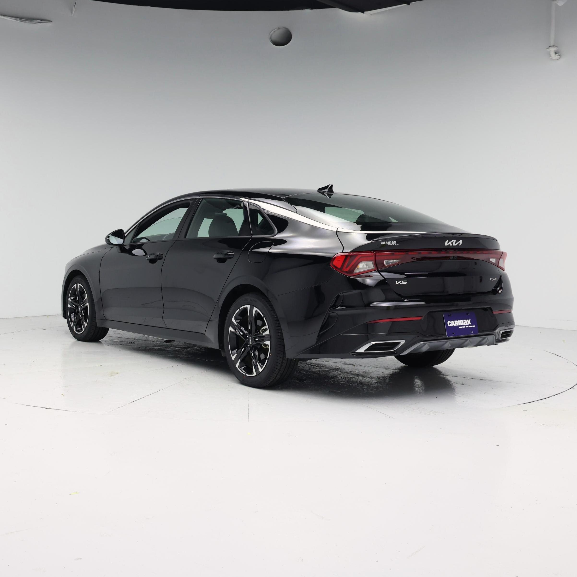 Thumbnail: 2023 Kia K5 - 2