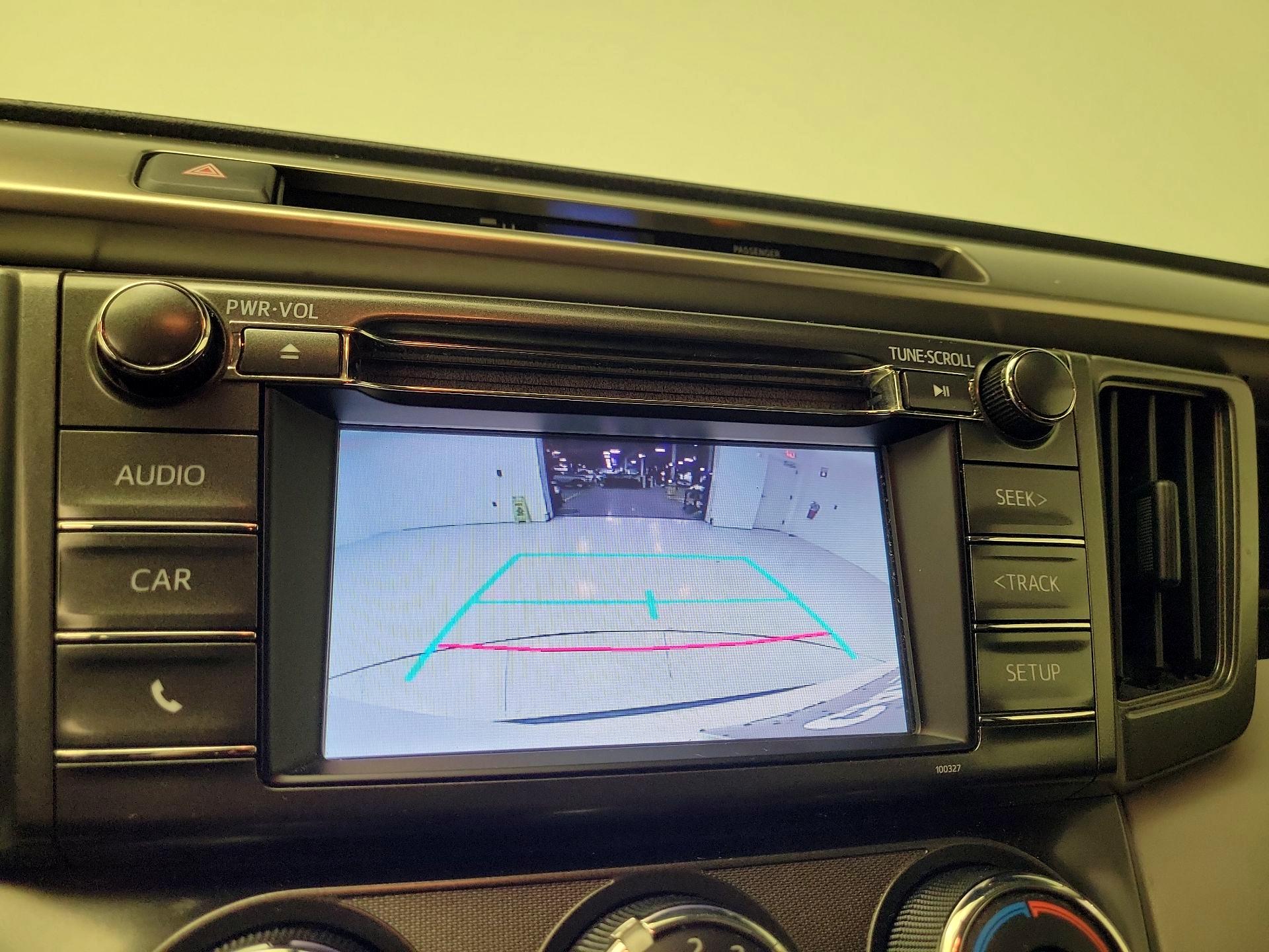 Thumbnail: 2015 Toyota RAV4 - 13