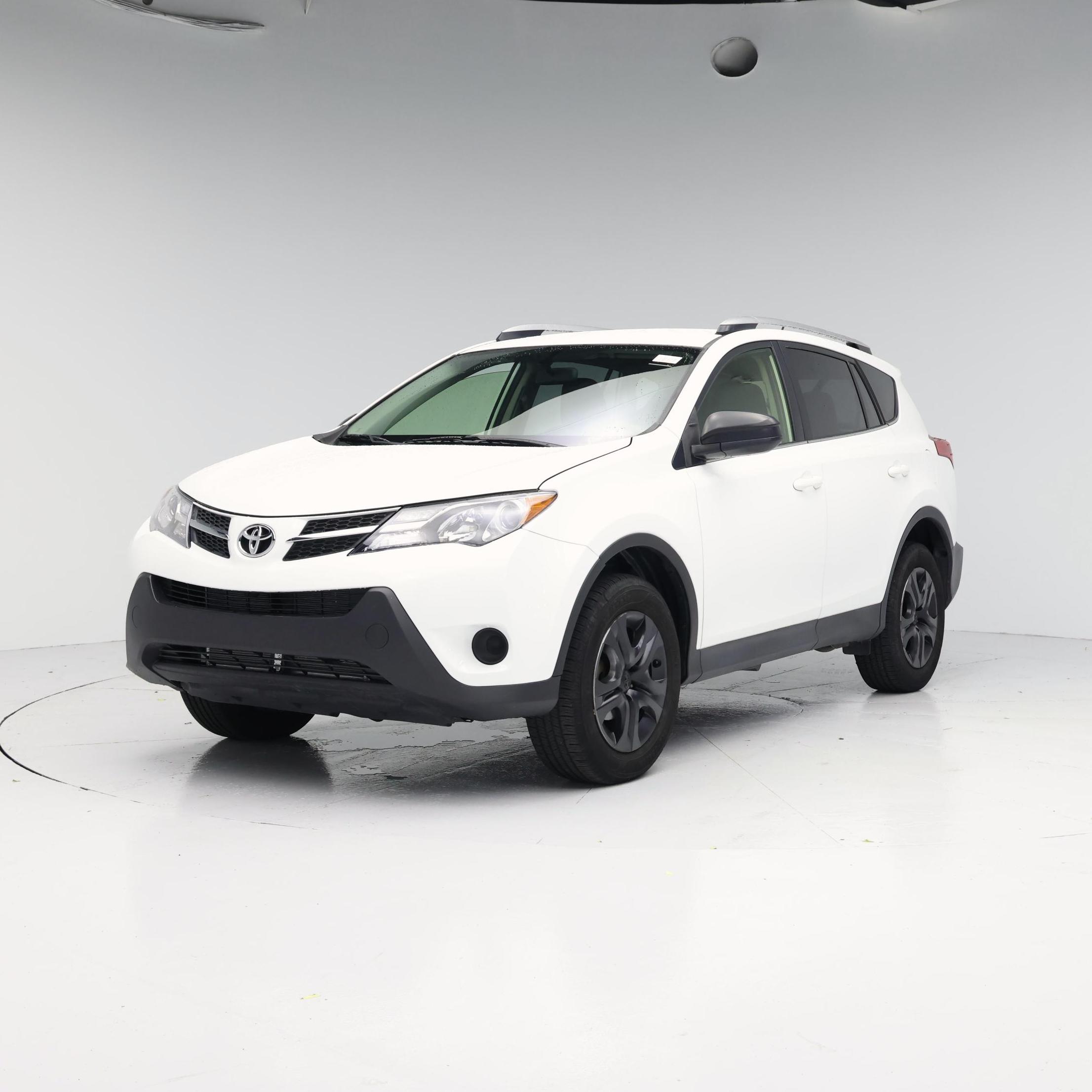 Thumbnail: 2015 Toyota RAV4 - 4