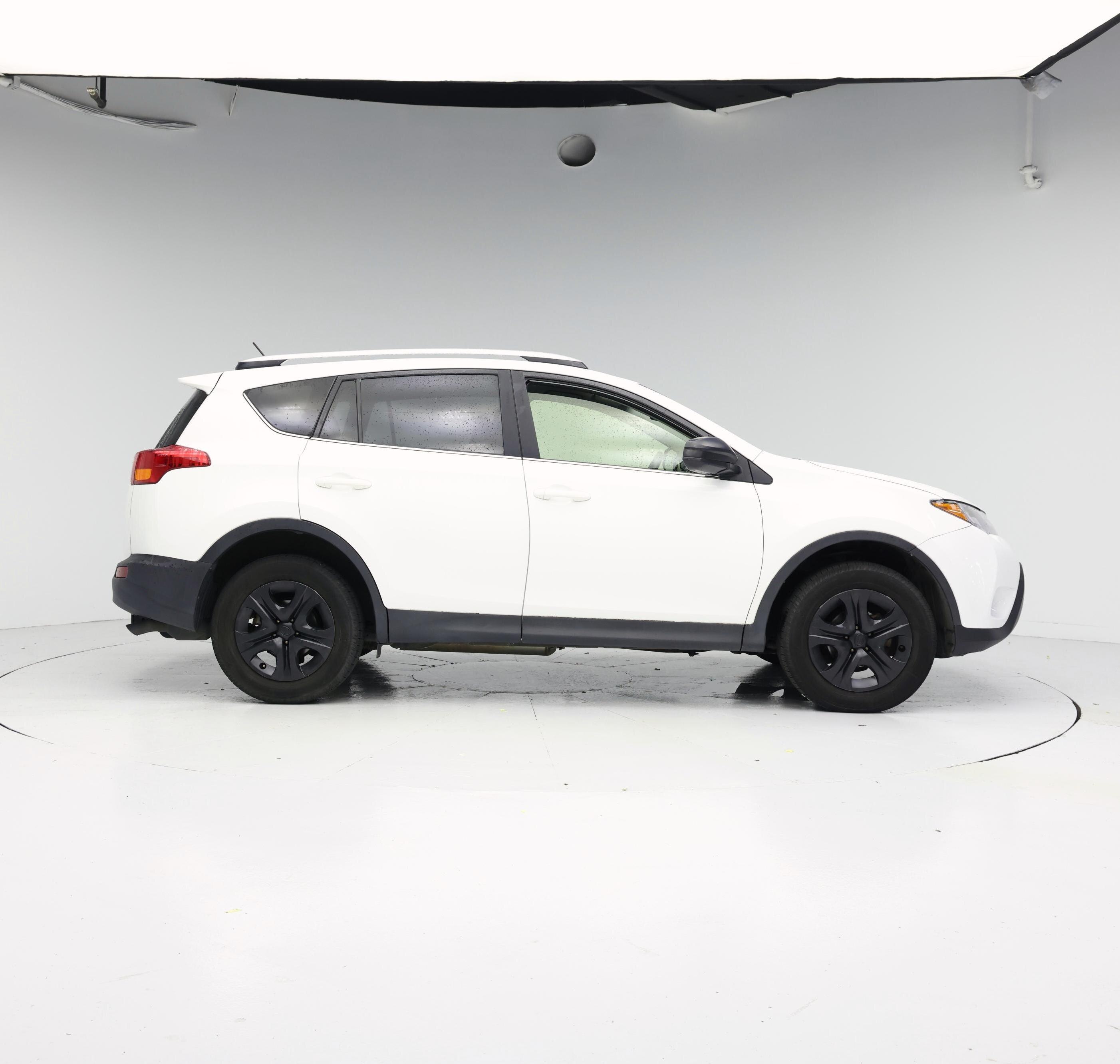 Thumbnail: 2015 Toyota RAV4 - 7