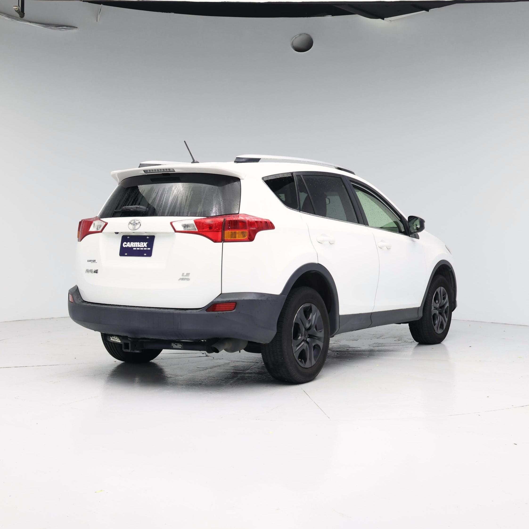 Thumbnail: 2015 Toyota RAV4 - 8