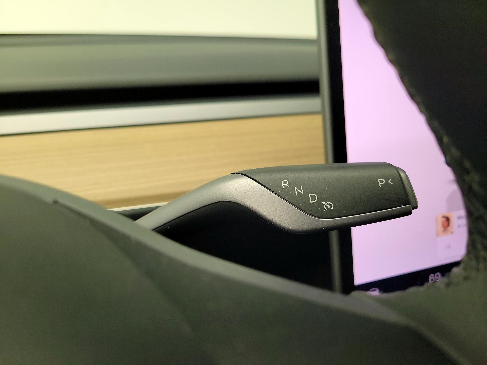 Thumbnail: 2025 Tesla Model Y - 17