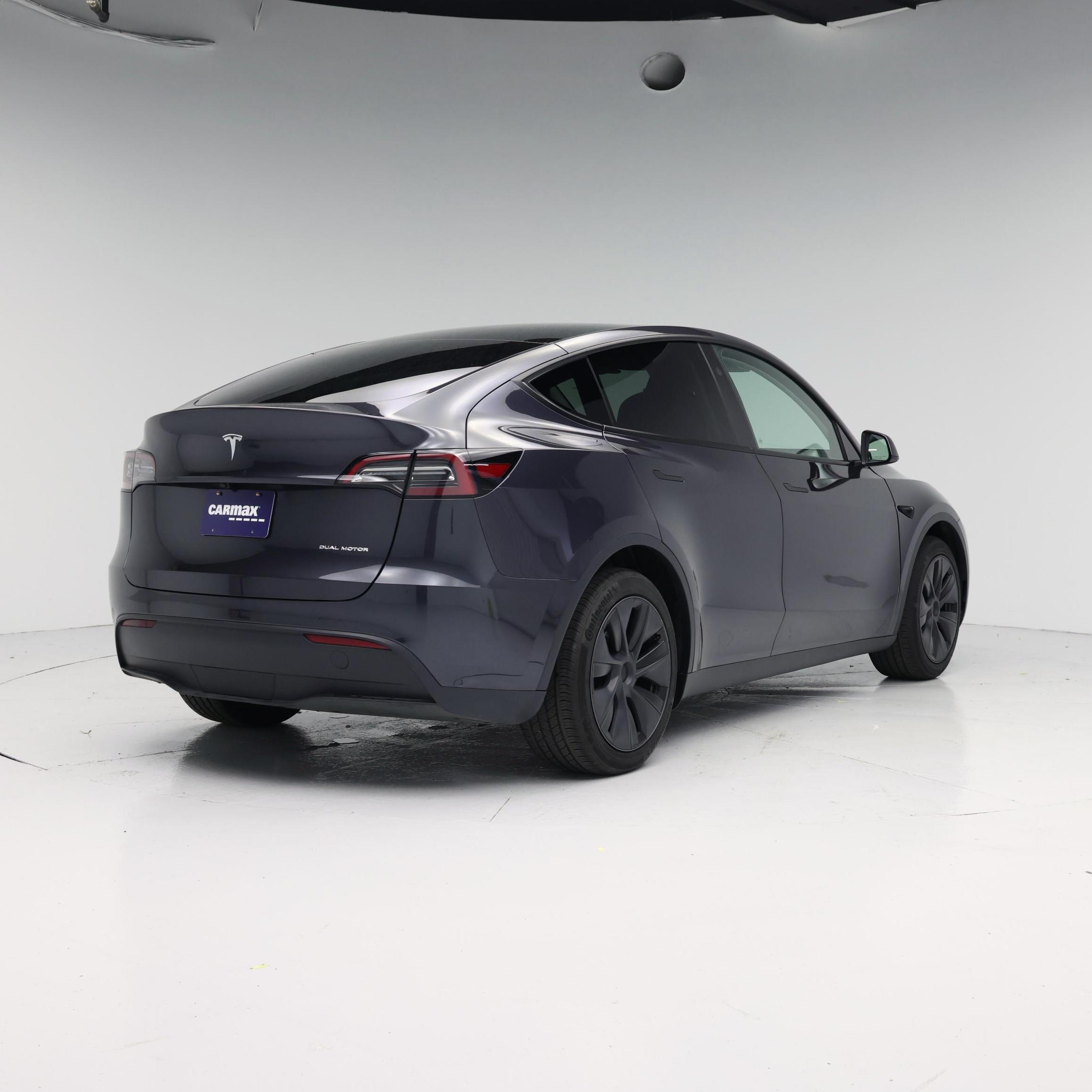 Thumbnail: 2025 Tesla Model Y - 8