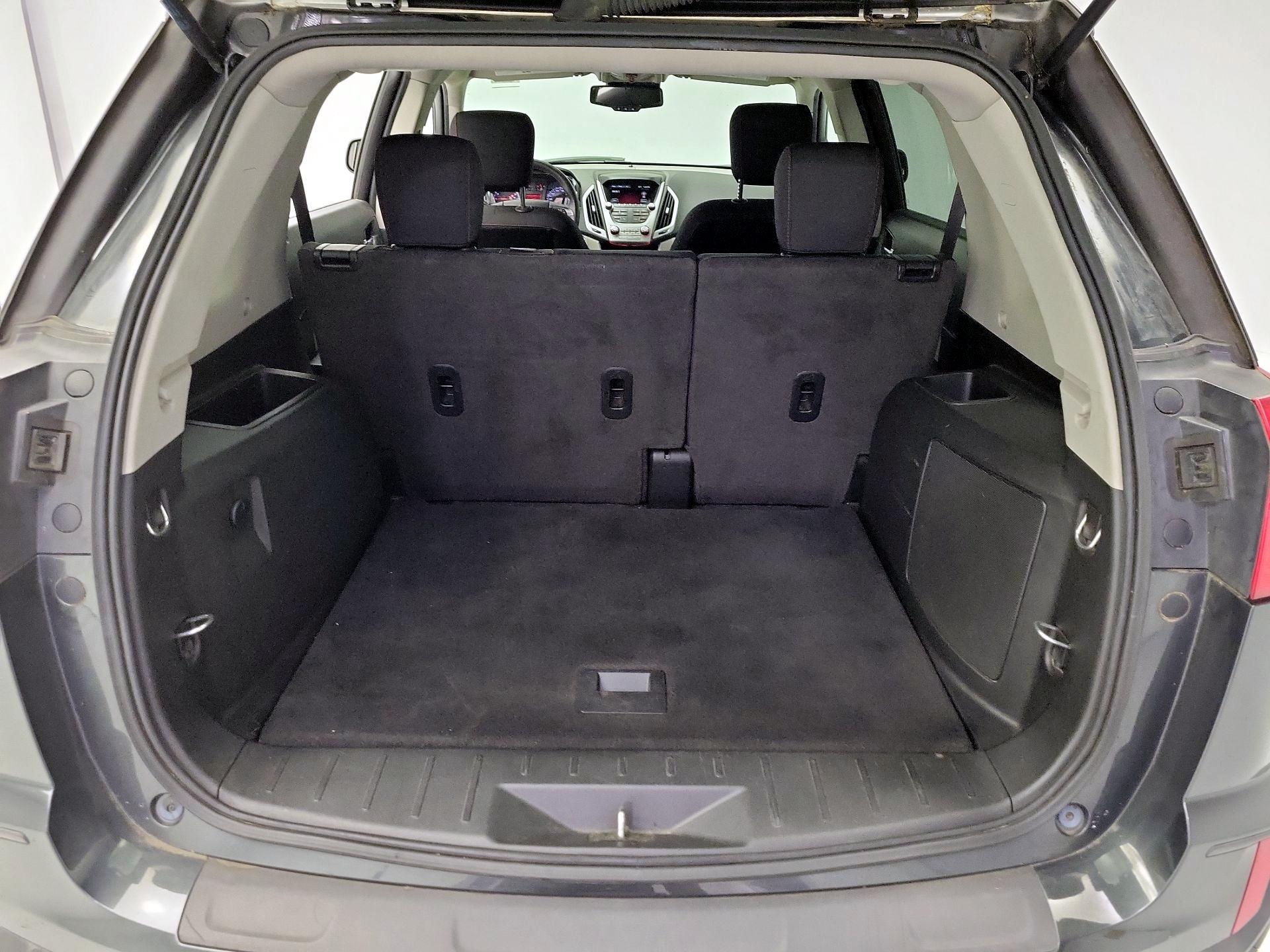 Thumbnail: 2017 GMC Terrain - 16