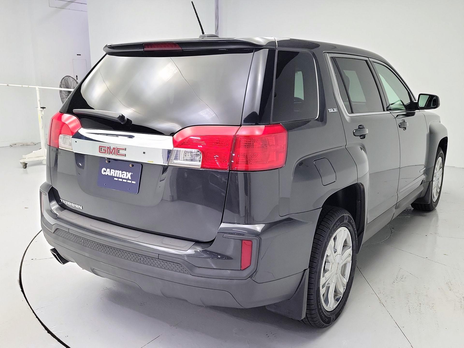 Thumbnail: 2017 GMC Terrain - 5