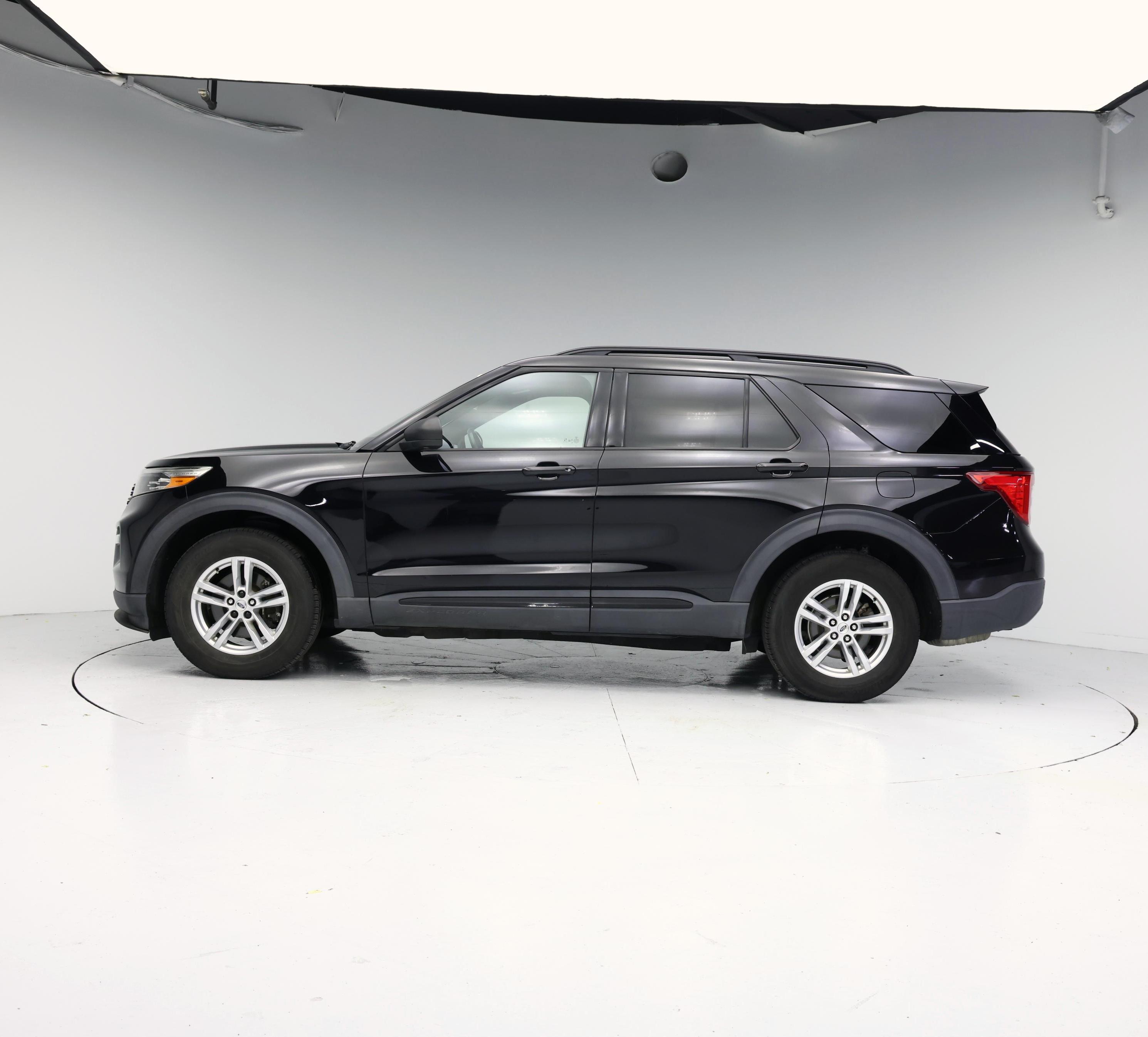 Thumbnail: 2020 Ford Explorer - 3