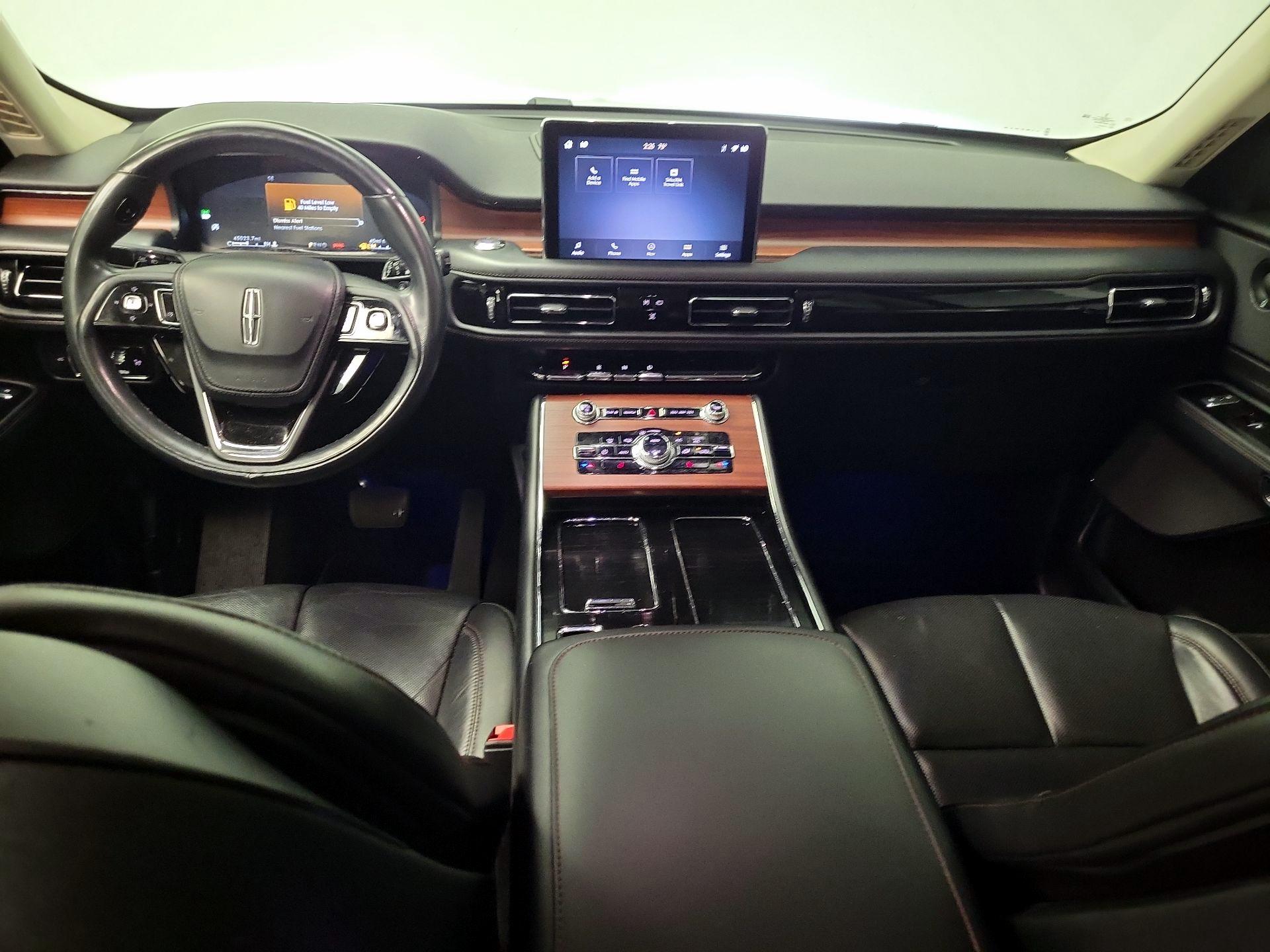 Thumbnail: 2023 Lincoln Aviator - 9
