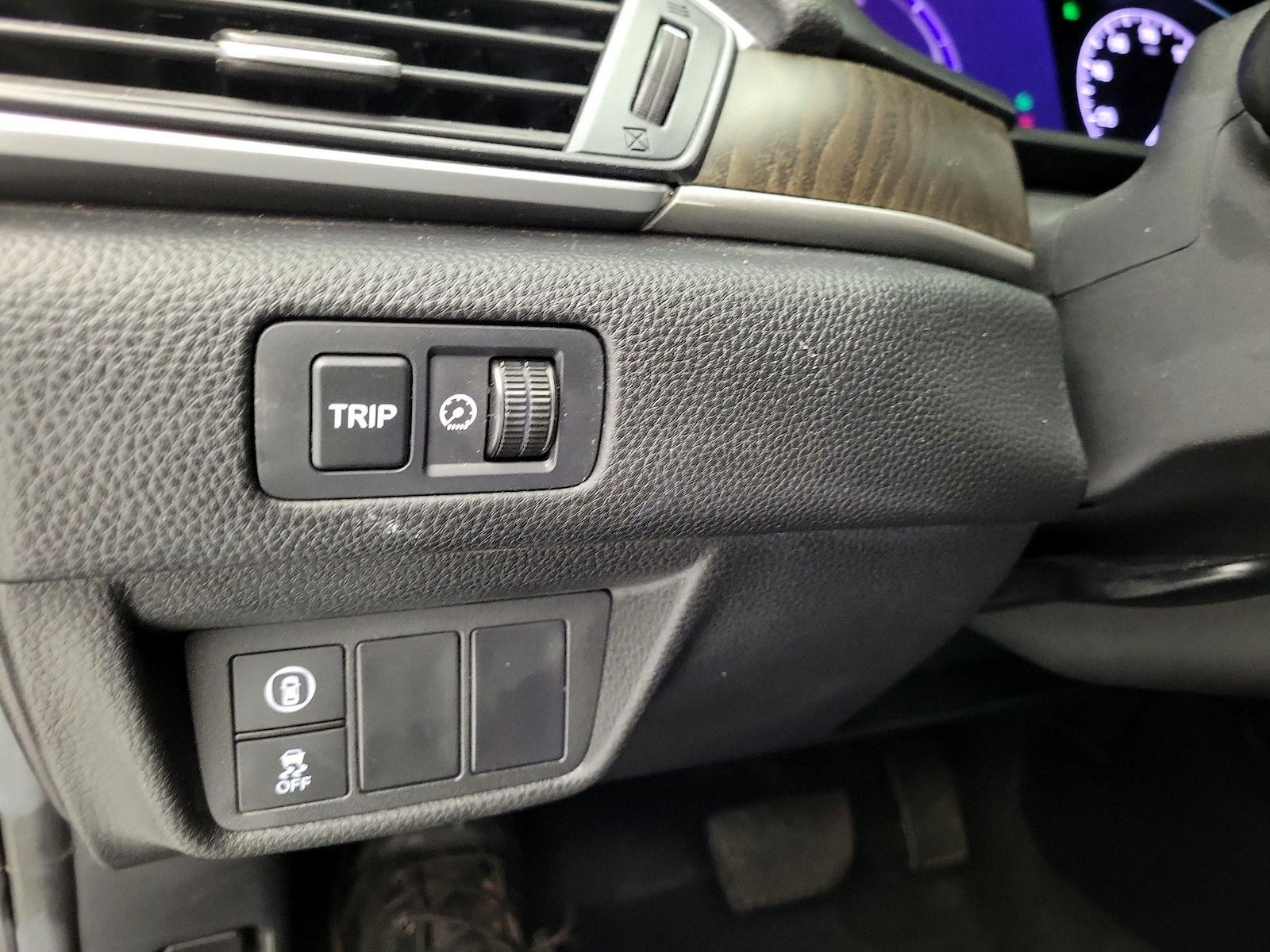 2020 Honda Accord Hybrid EX-L - Photo 14