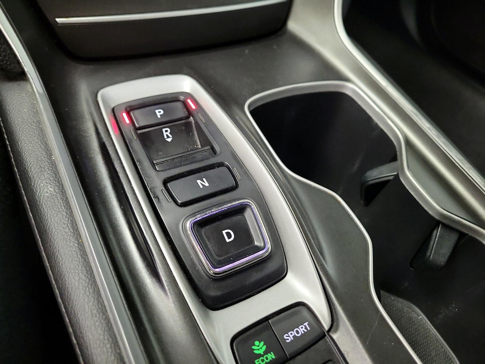 2020 Honda Accord Hybrid EX-L - Photo 18