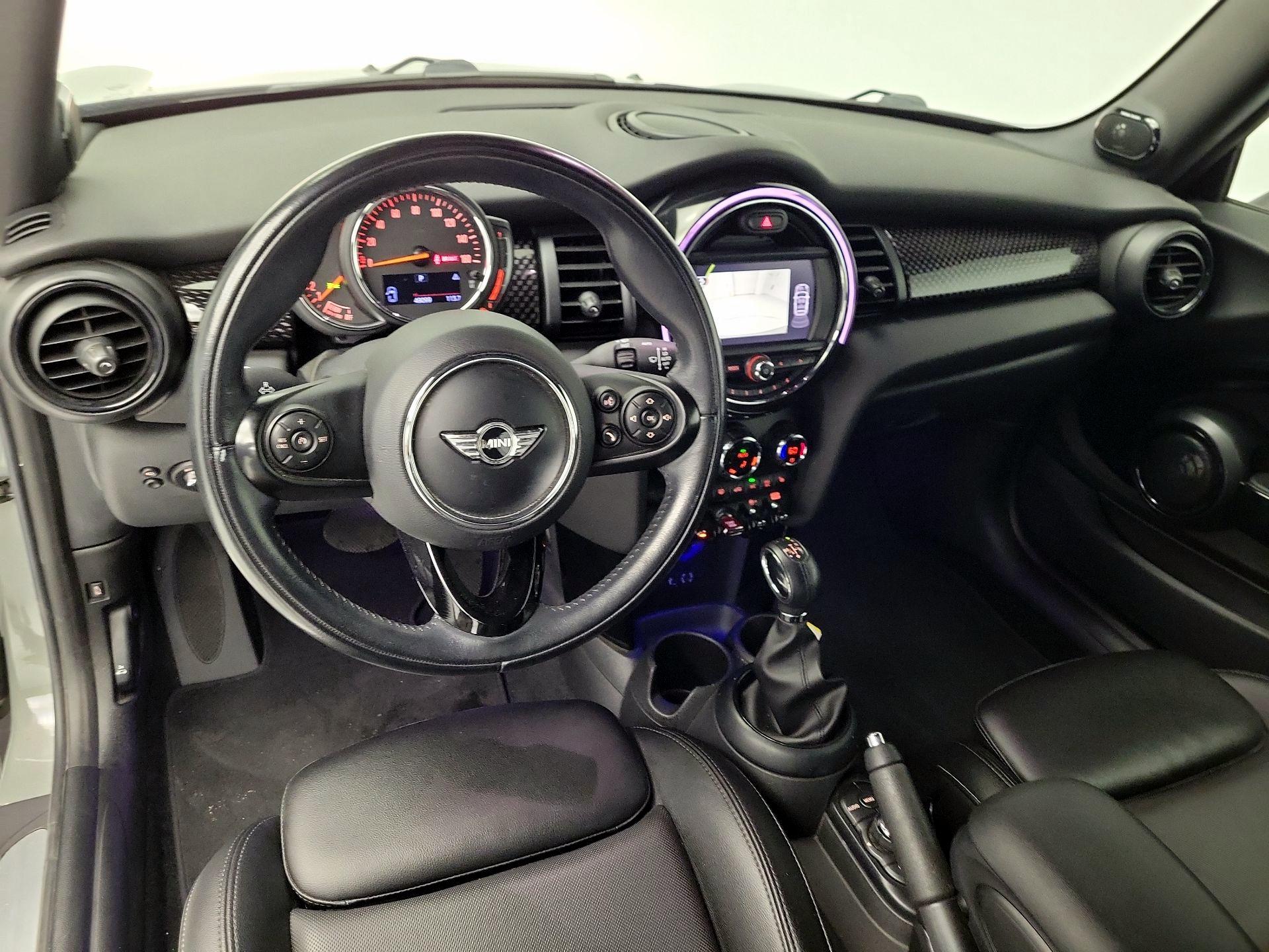 Thumbnail: 2018 MINI Cooper - 9