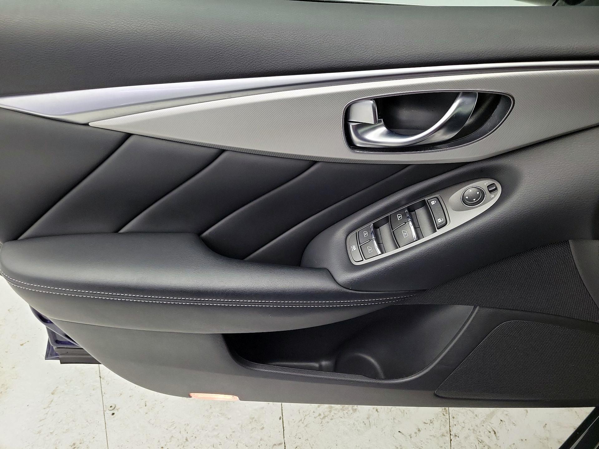 Thumbnail: 2021 INFINITI Q50 - 12
