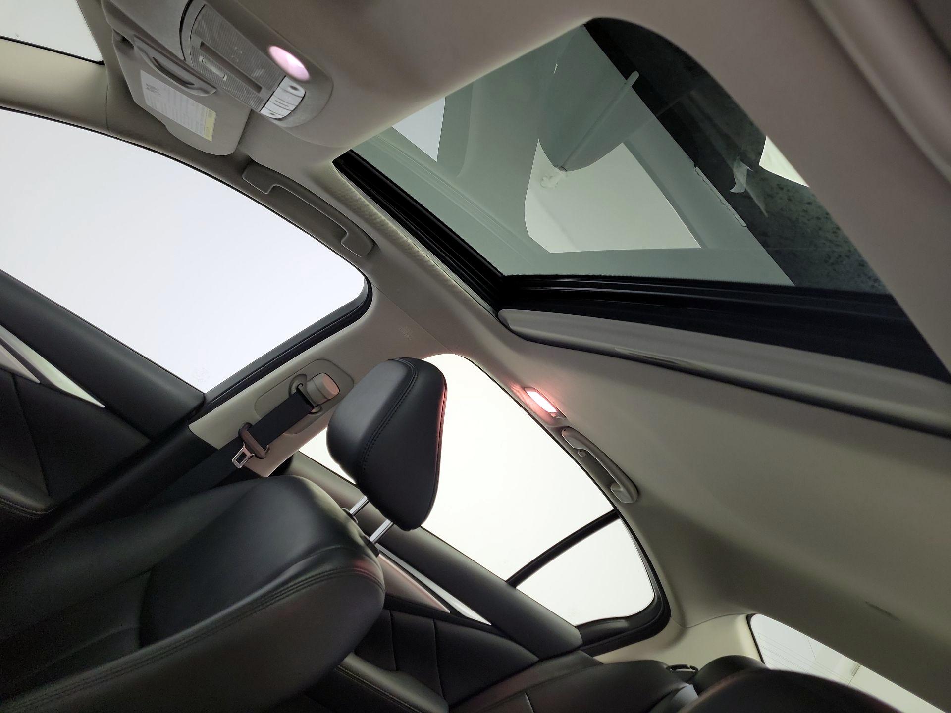 Thumbnail: 2021 INFINITI Q50 - 19