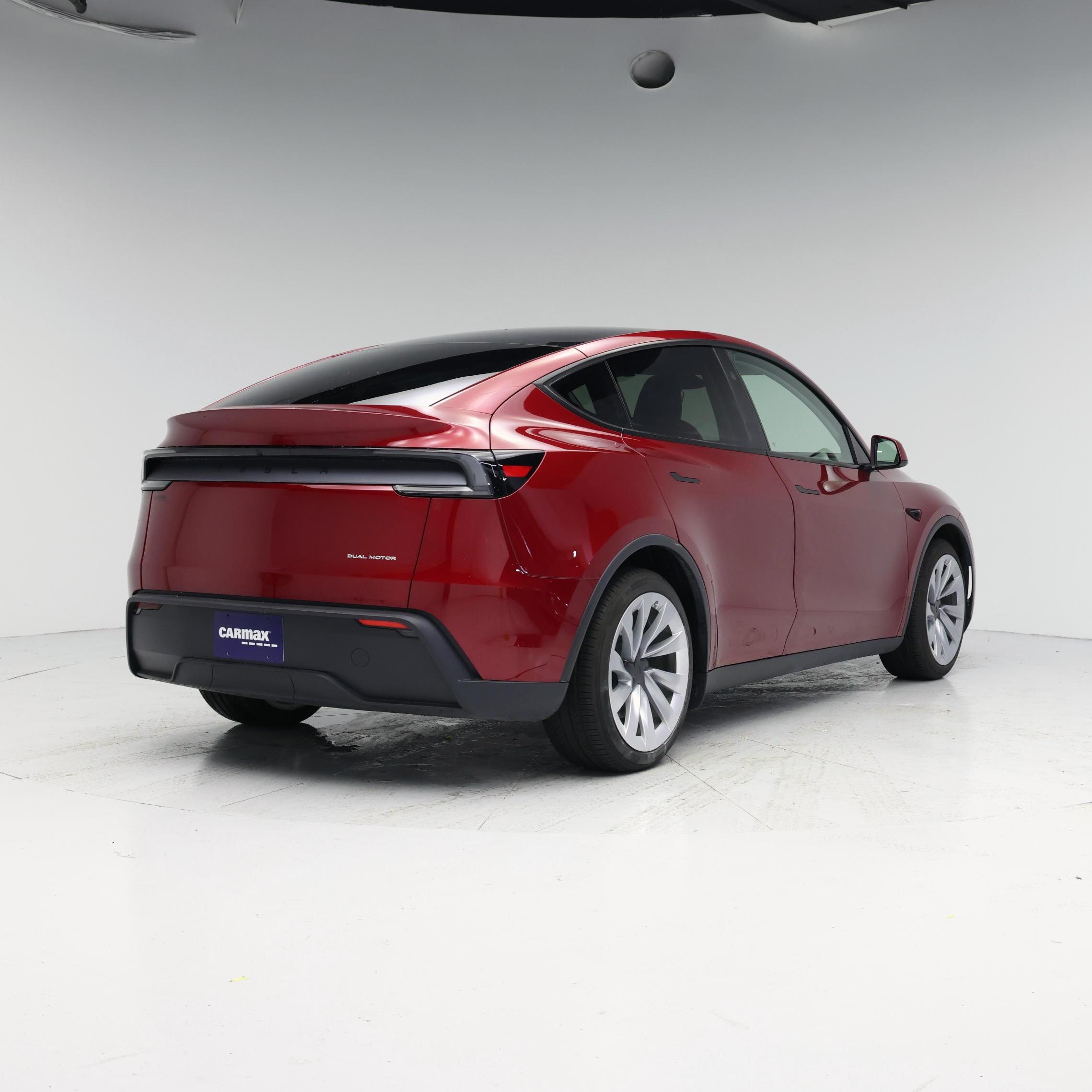 Thumbnail: 2026 Tesla Model Y - 8