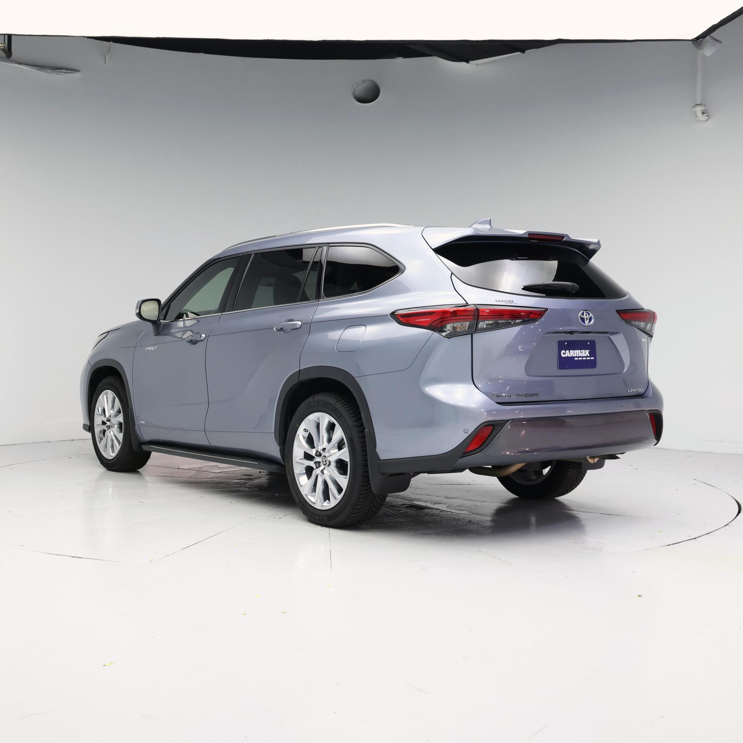 Thumbnail: 2021 Toyota Highlander - 2