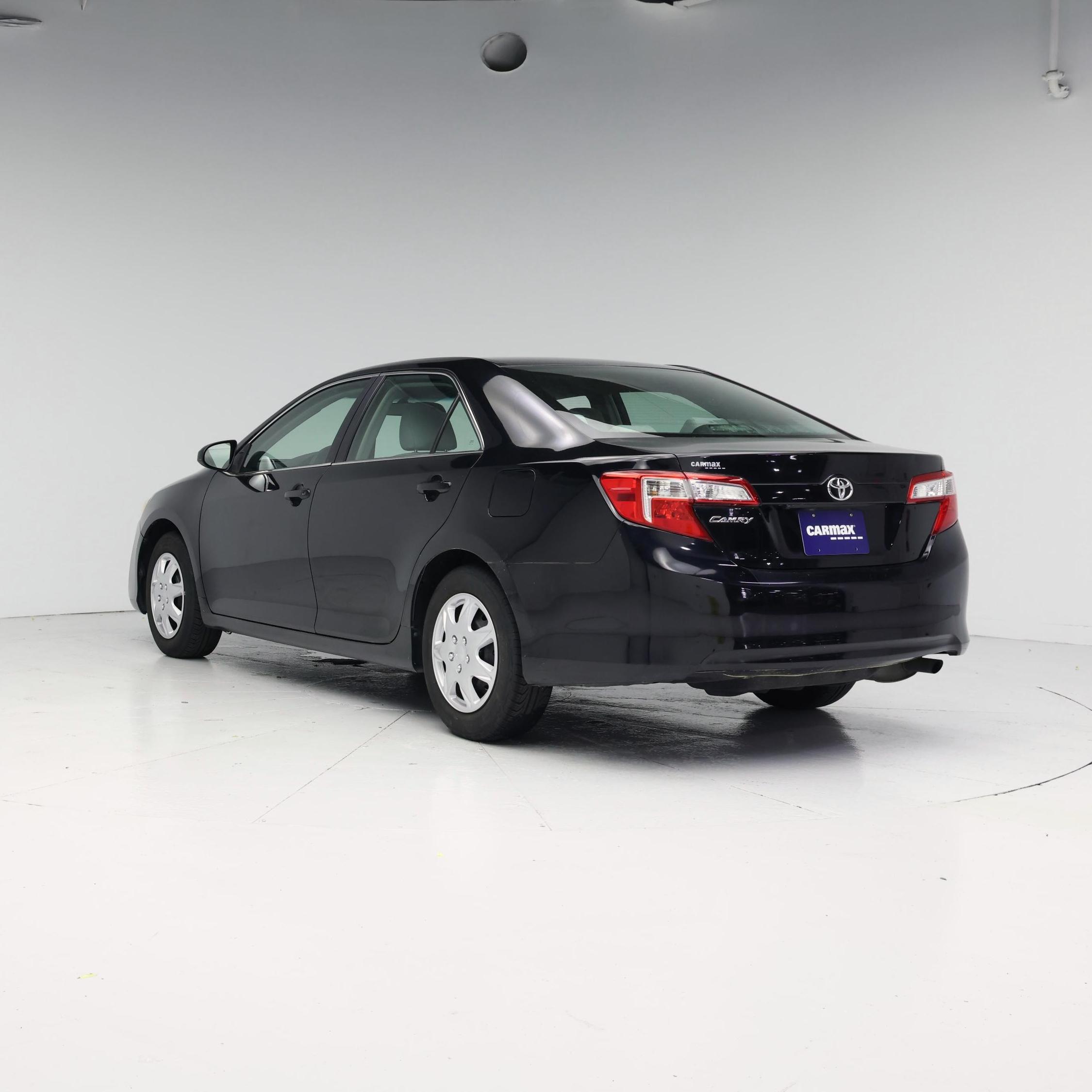 Thumbnail: 2014 Toyota Camry - 2