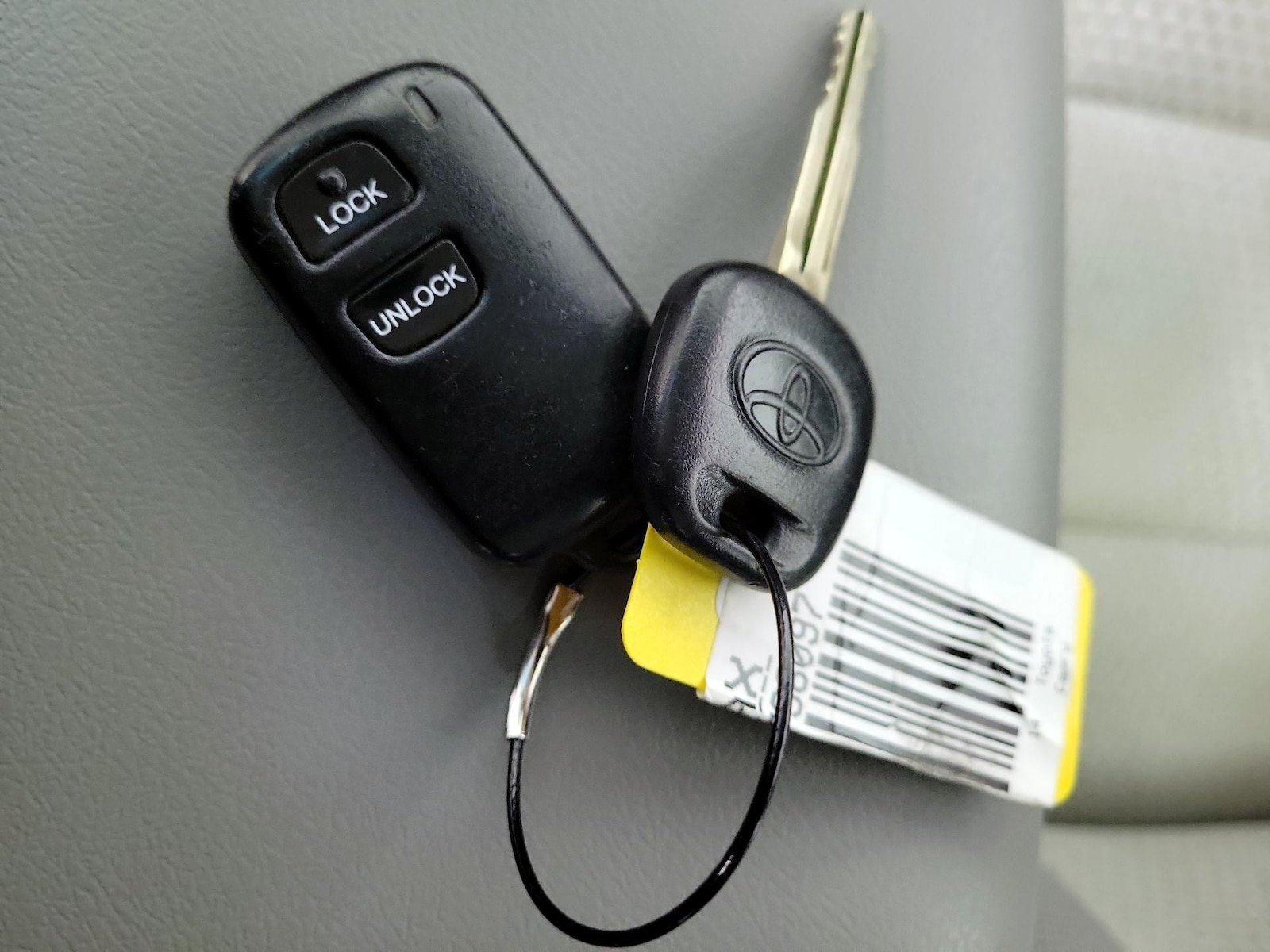 2014 Toyota Camry SE - Photo 22