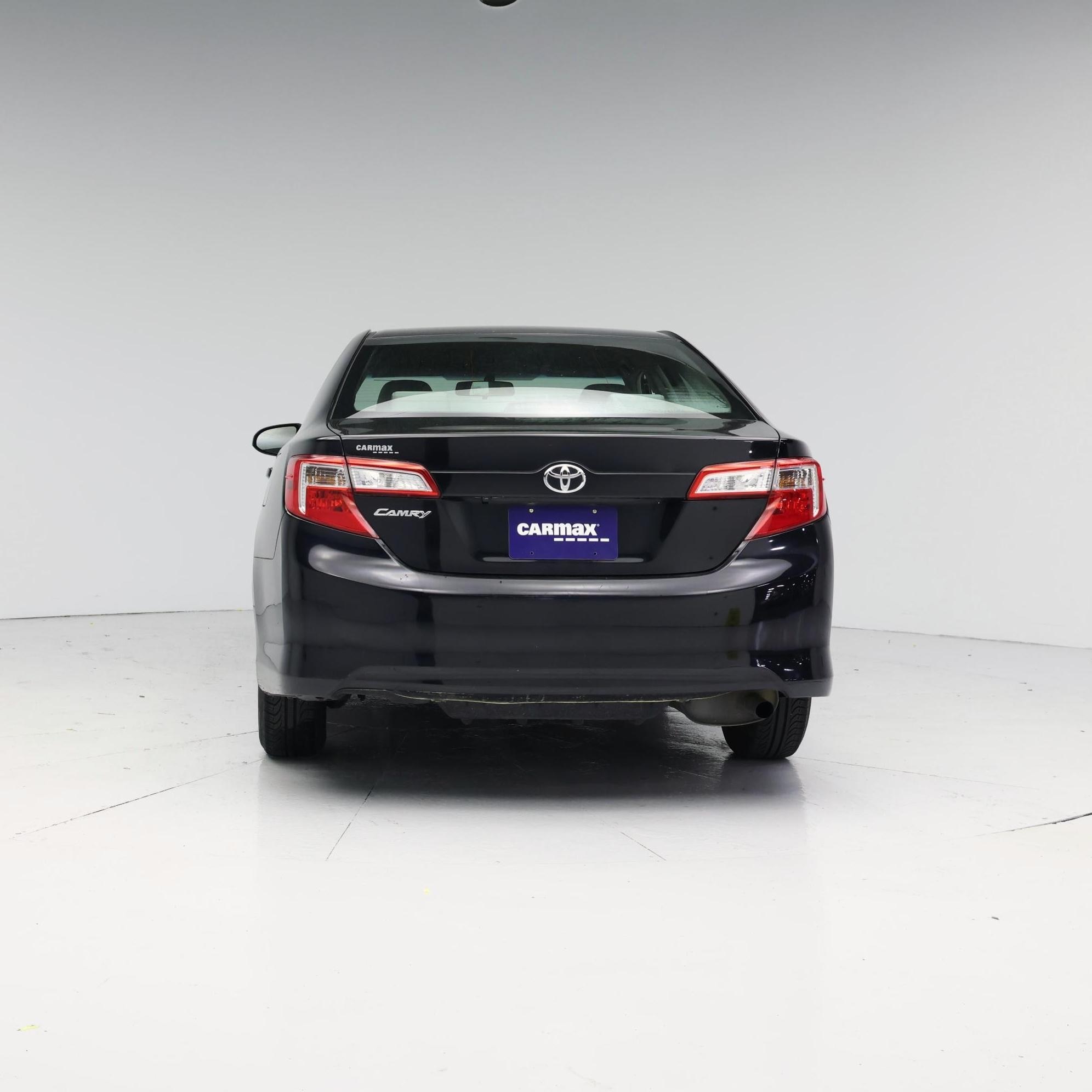 Thumbnail: 2014 Toyota Camry - 6