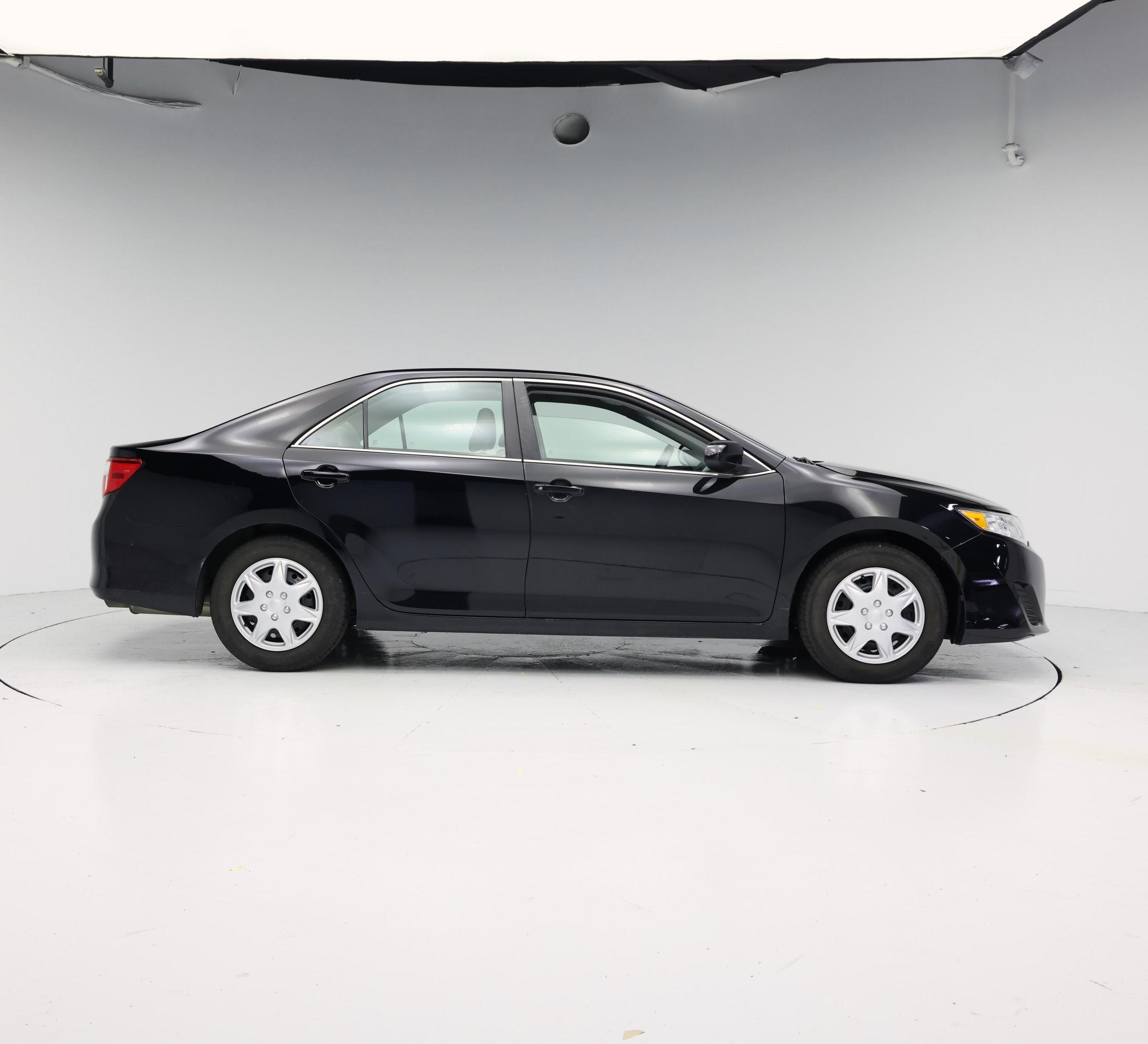 Thumbnail: 2014 Toyota Camry - 7