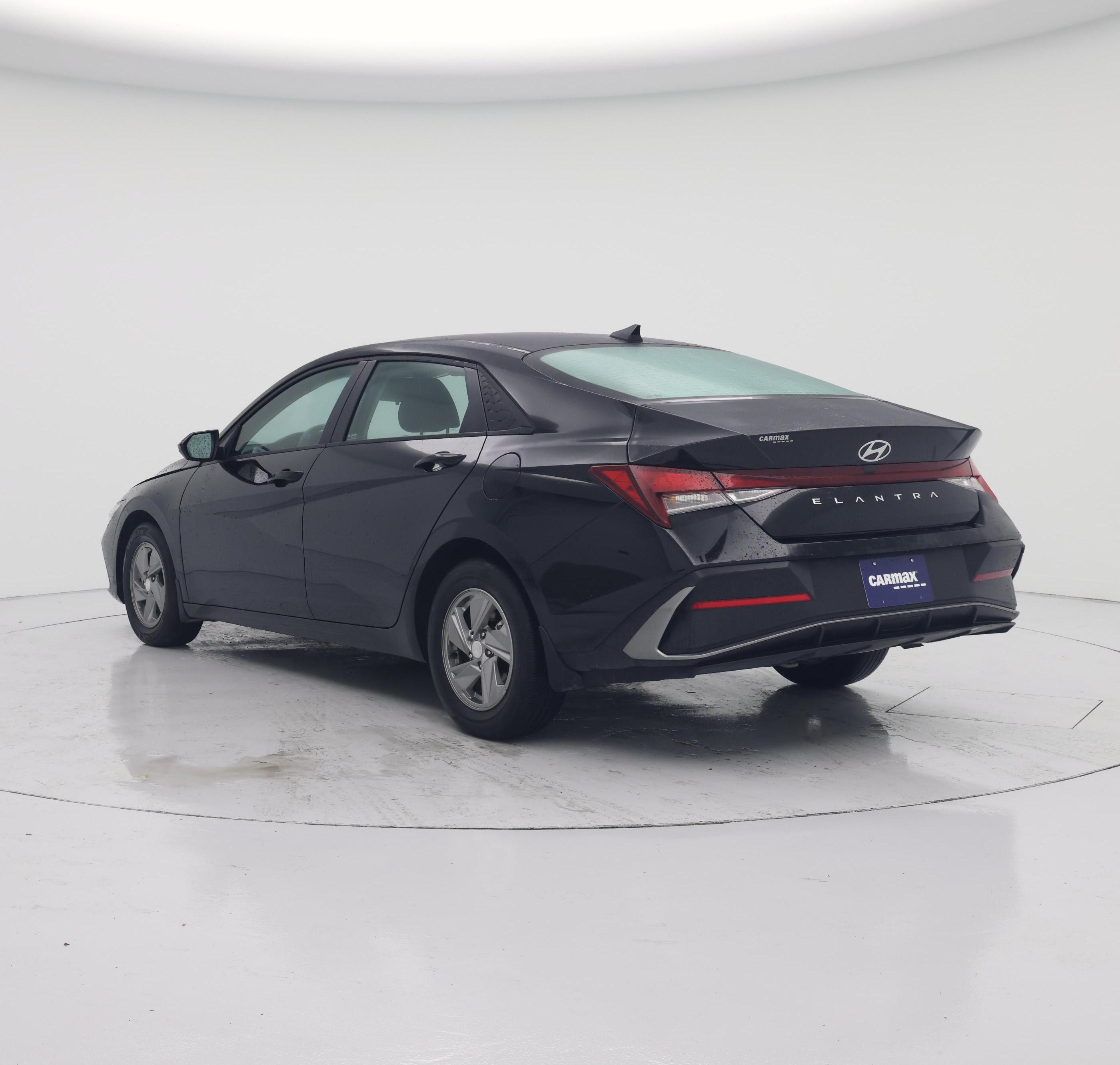 Thumbnail: 2025 Hyundai Elantra - 2