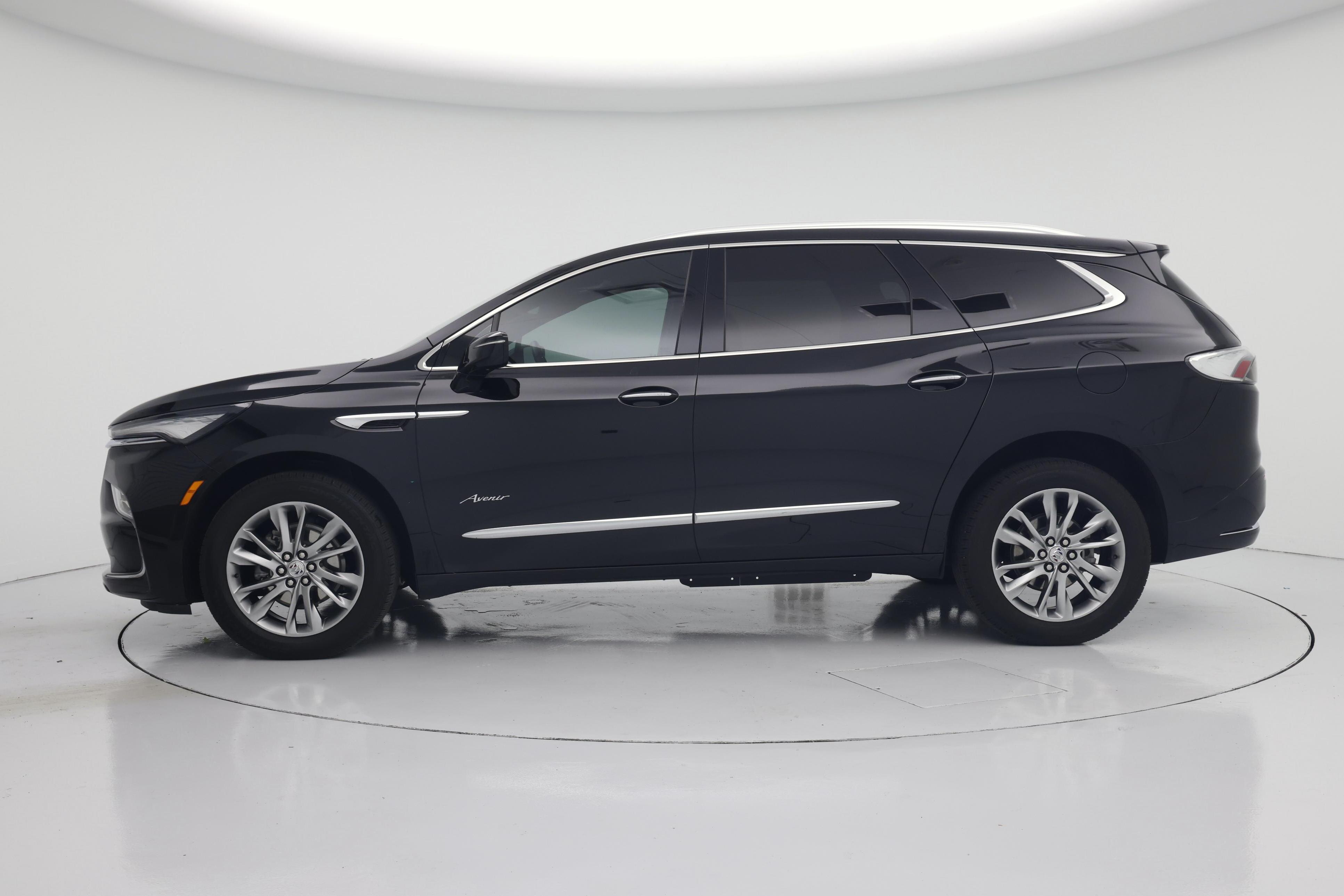 Thumbnail: 2023 Buick Enclave - 3