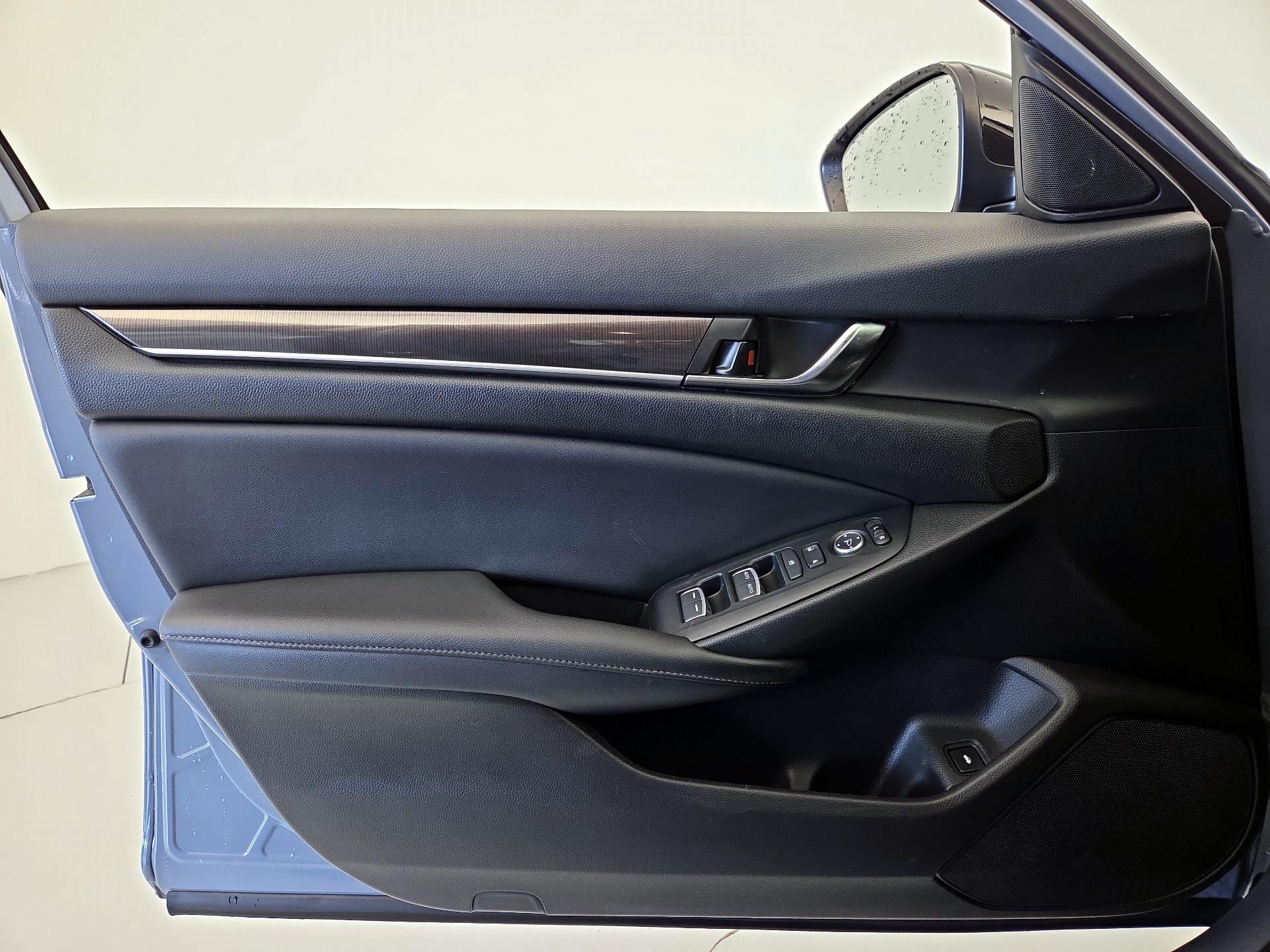 Thumbnail: 2022 Honda Accord - 12