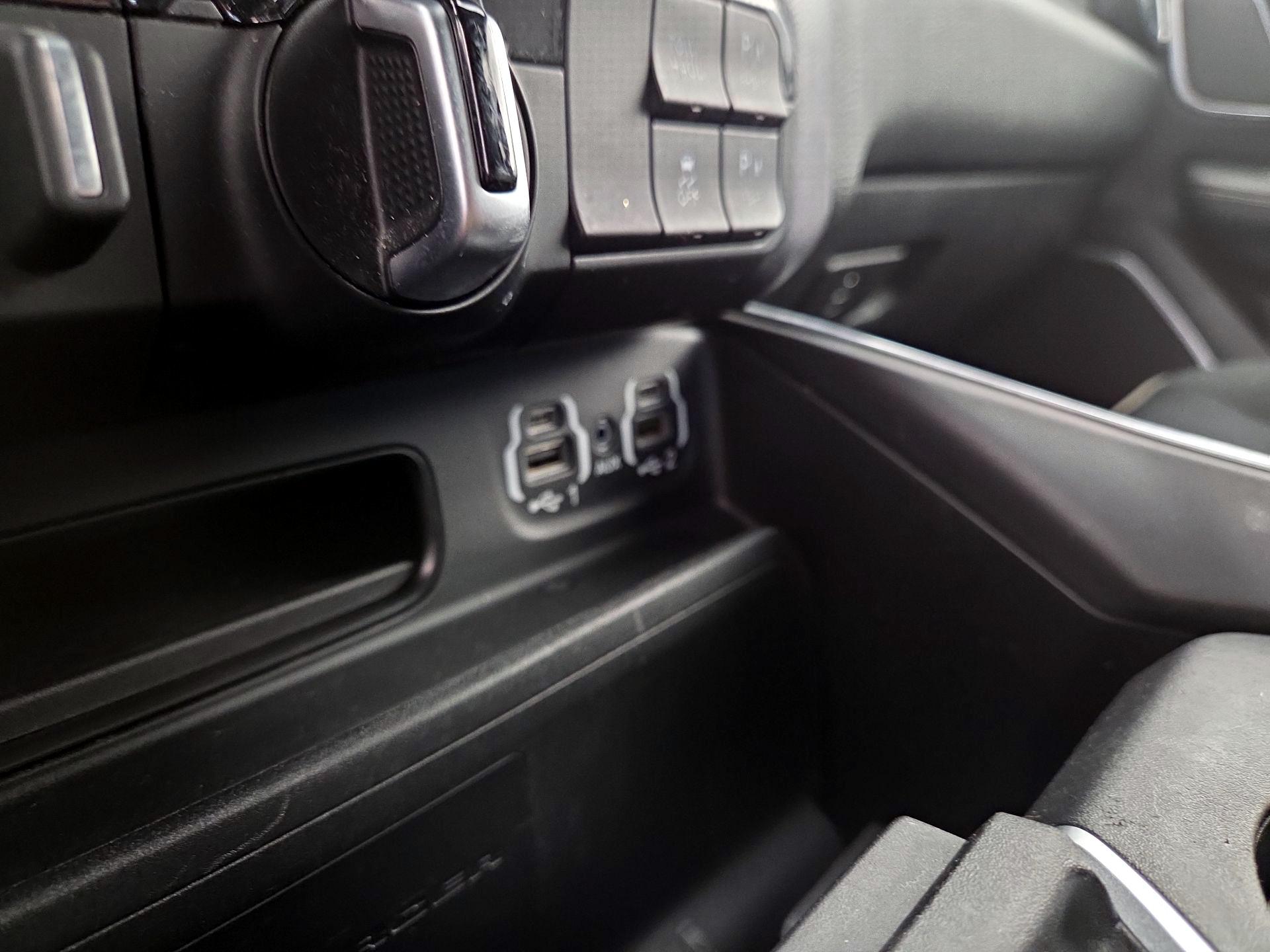 Thumbnail: 2021 RAM 1500 - 18