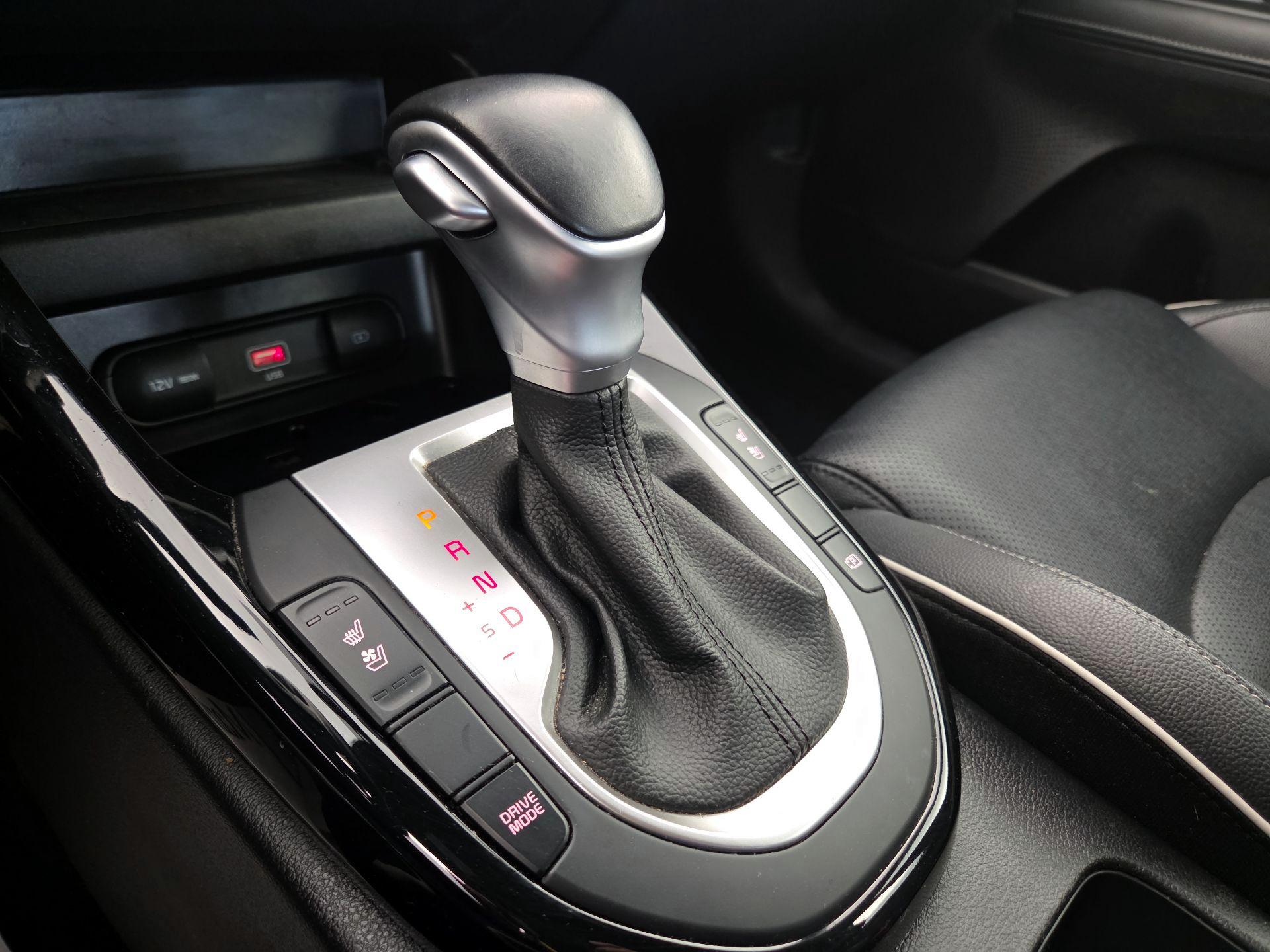 Thumbnail: 2022 Kia Forte - 17