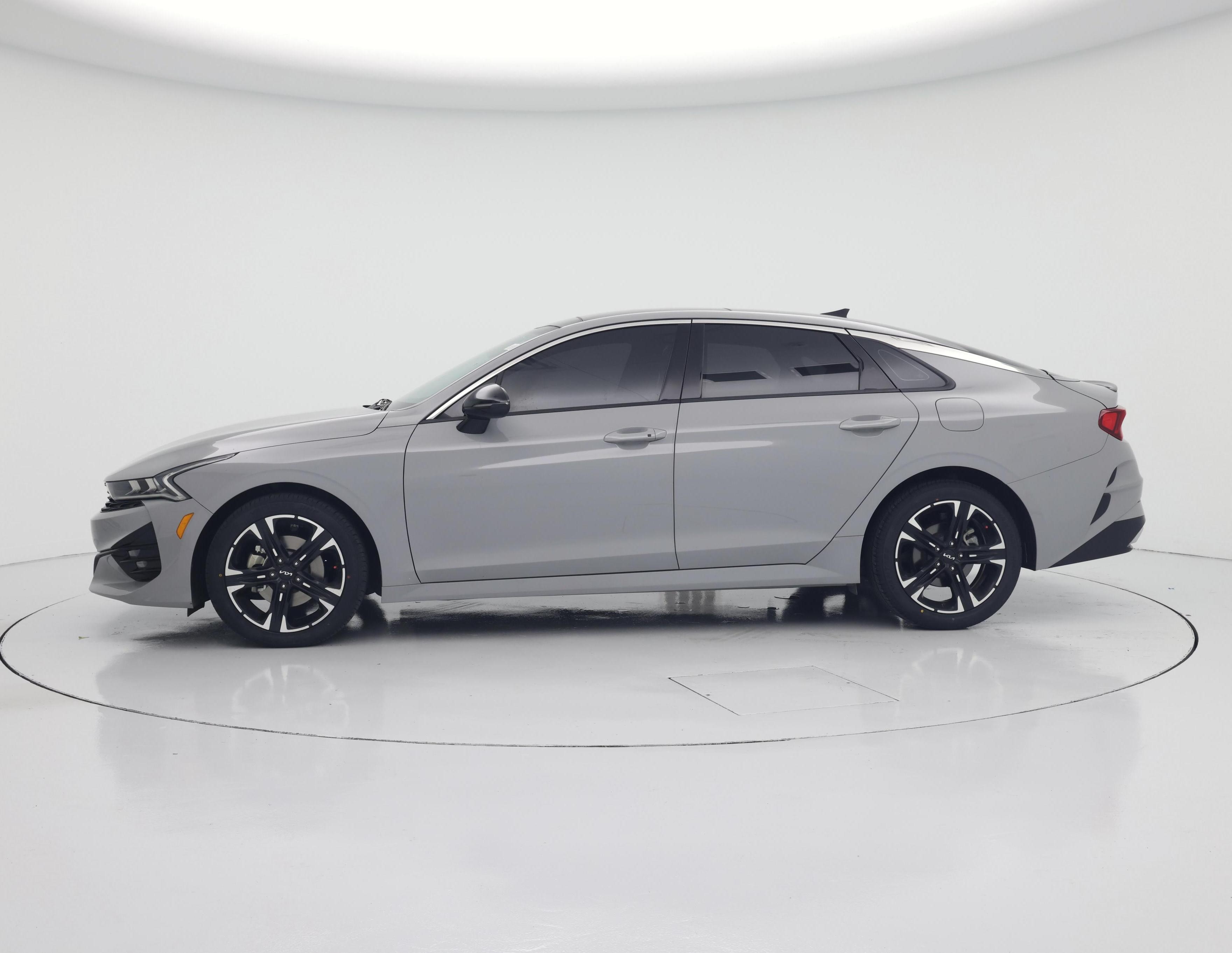 Thumbnail: 2023 Kia K5 - 3