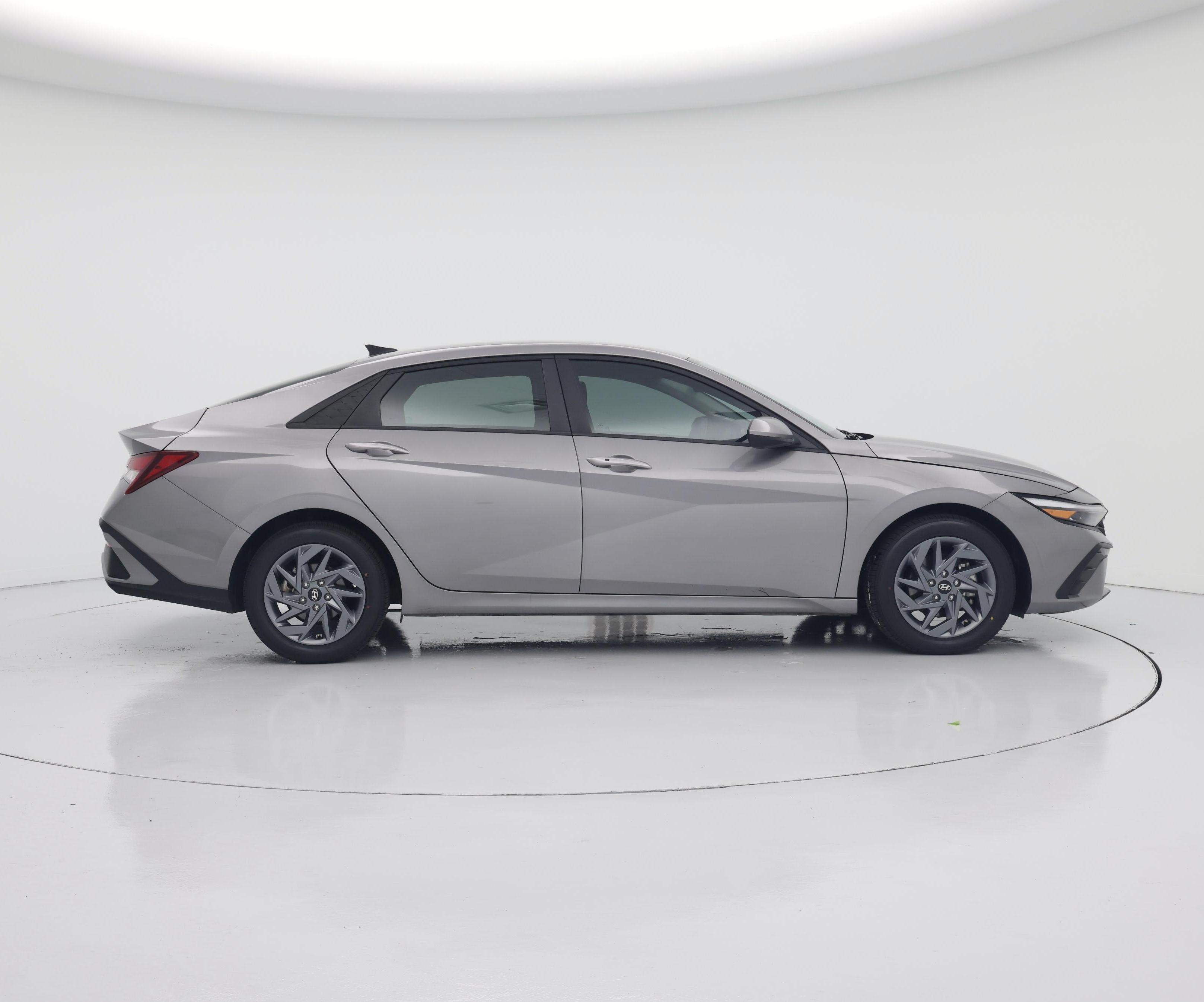 Thumbnail: 2024 Hyundai Elantra - 7