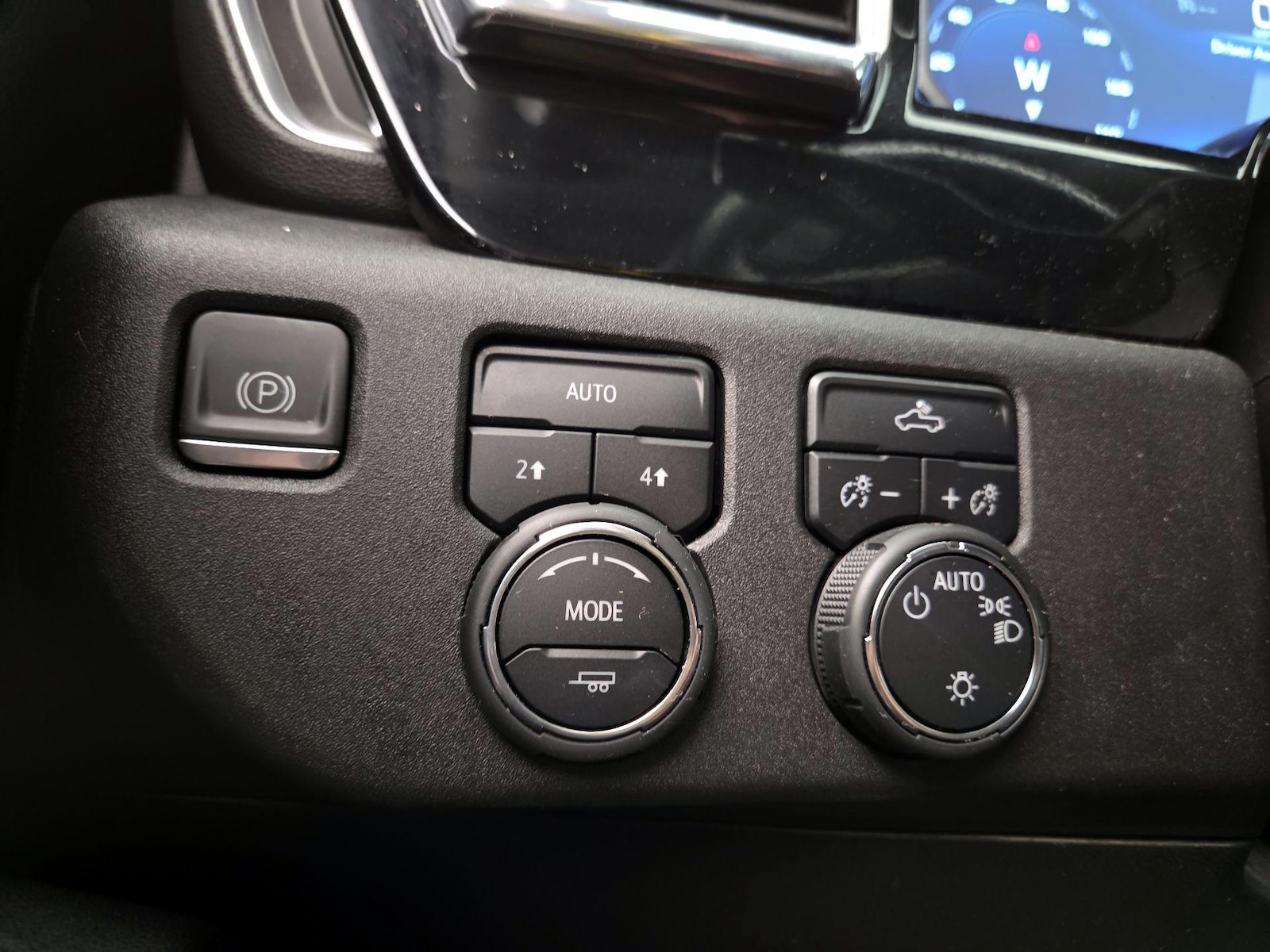 2023 Chevrolet Silverado 1500 LT - Photo 14