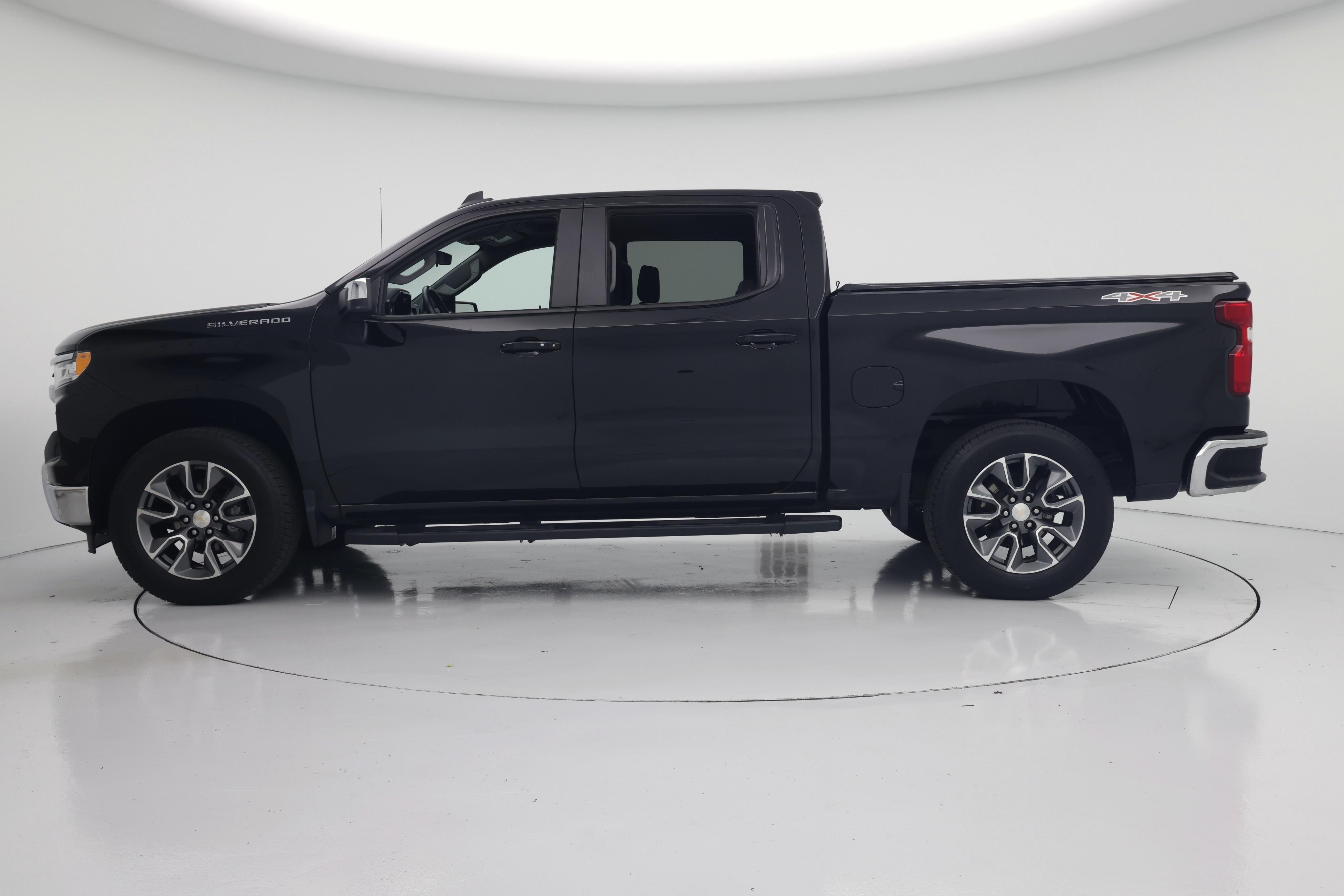 Thumbnail: 2023 Chevrolet Silverado 1500 - 3