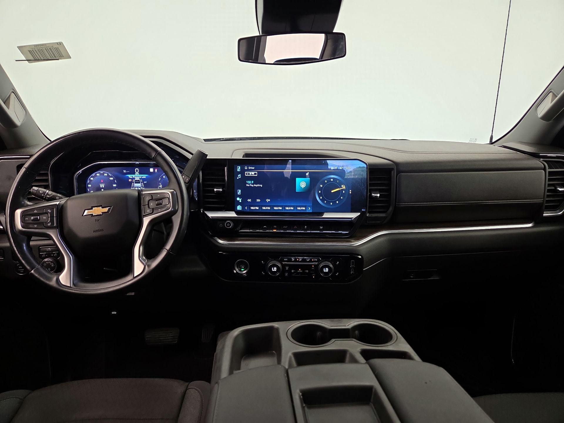 Thumbnail: 2023 Chevrolet Silverado 1500 - 9