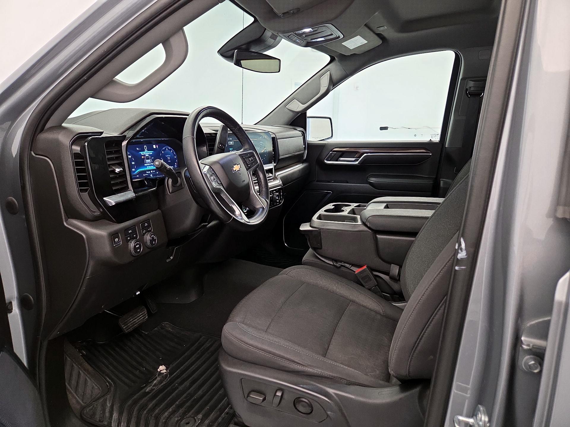 Thumbnail: 2023 Chevrolet Silverado 1500 - 11