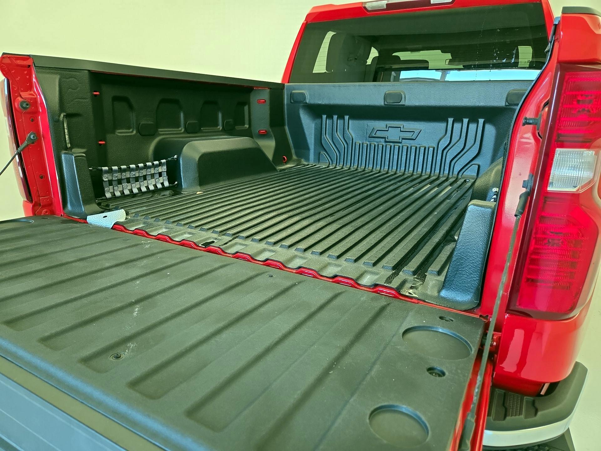 Thumbnail: 2023 Chevrolet Silverado 1500 - 20