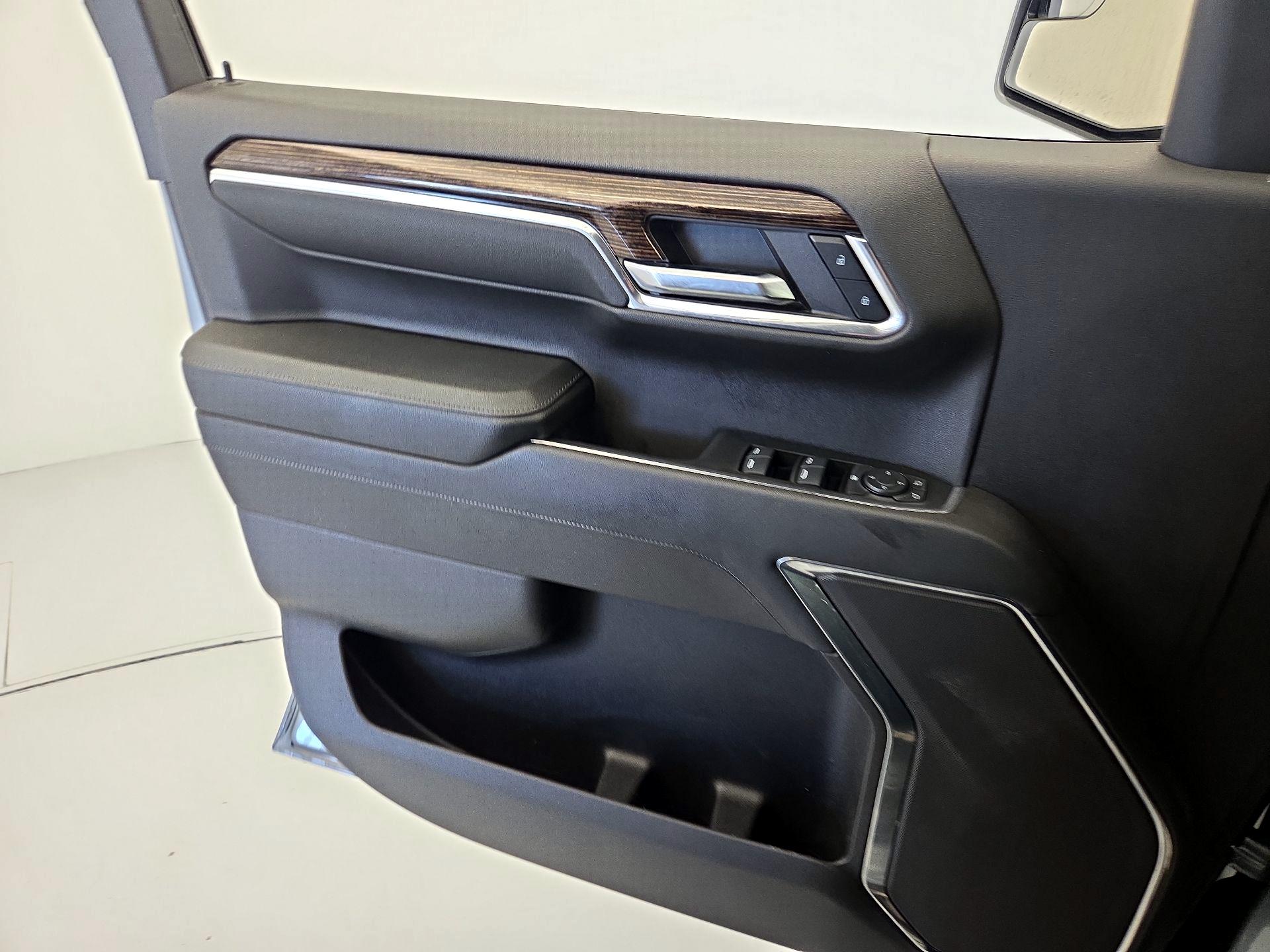 Thumbnail: 2024 GMC Sierra 1500 - 12