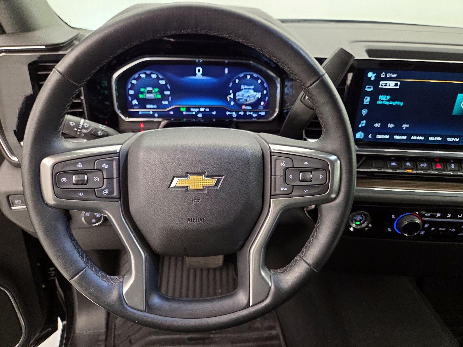 Thumbnail: 2023 Chevrolet Silverado 1500 - 10