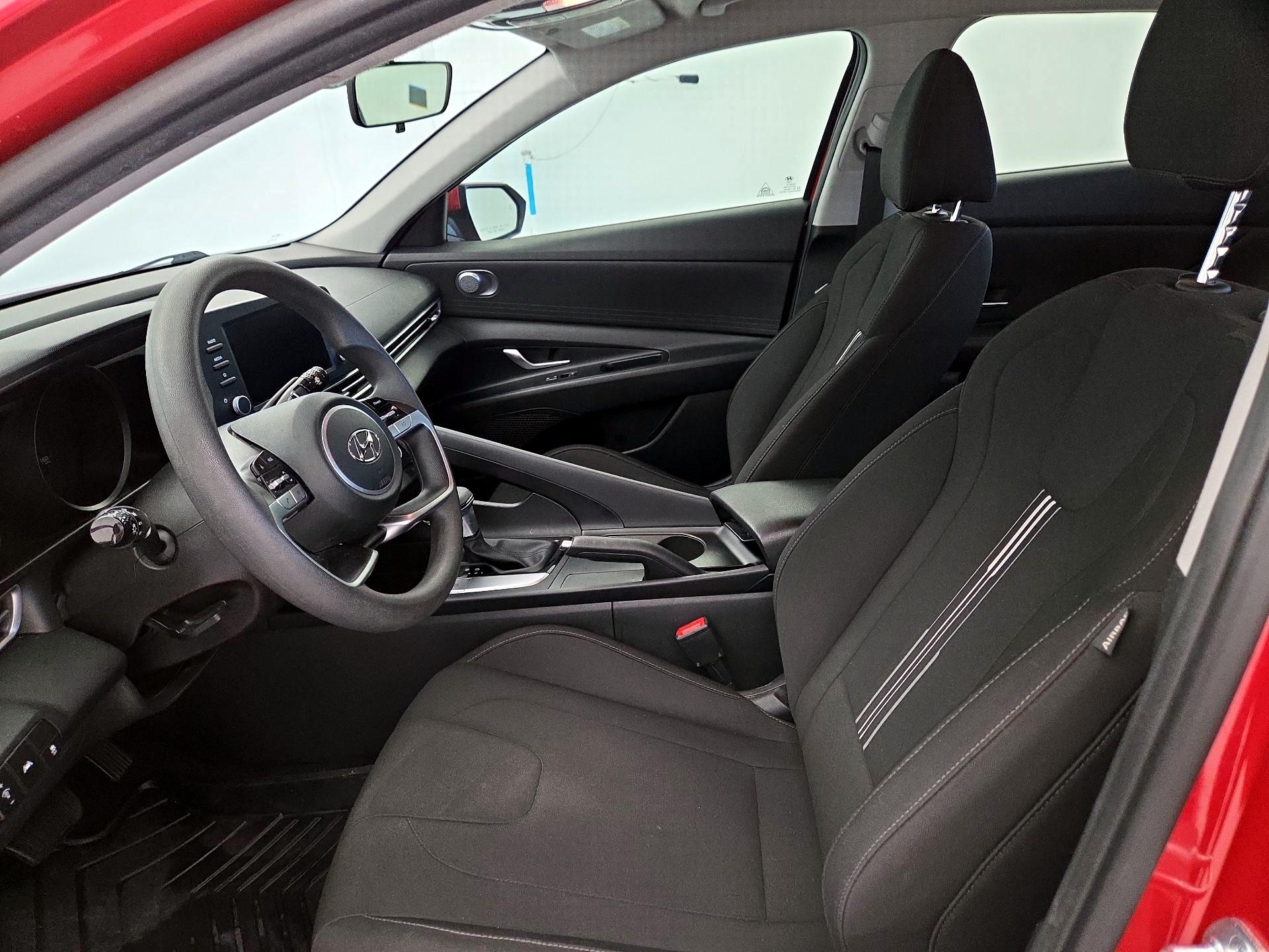 Thumbnail: 2023 Hyundai Elantra - 11