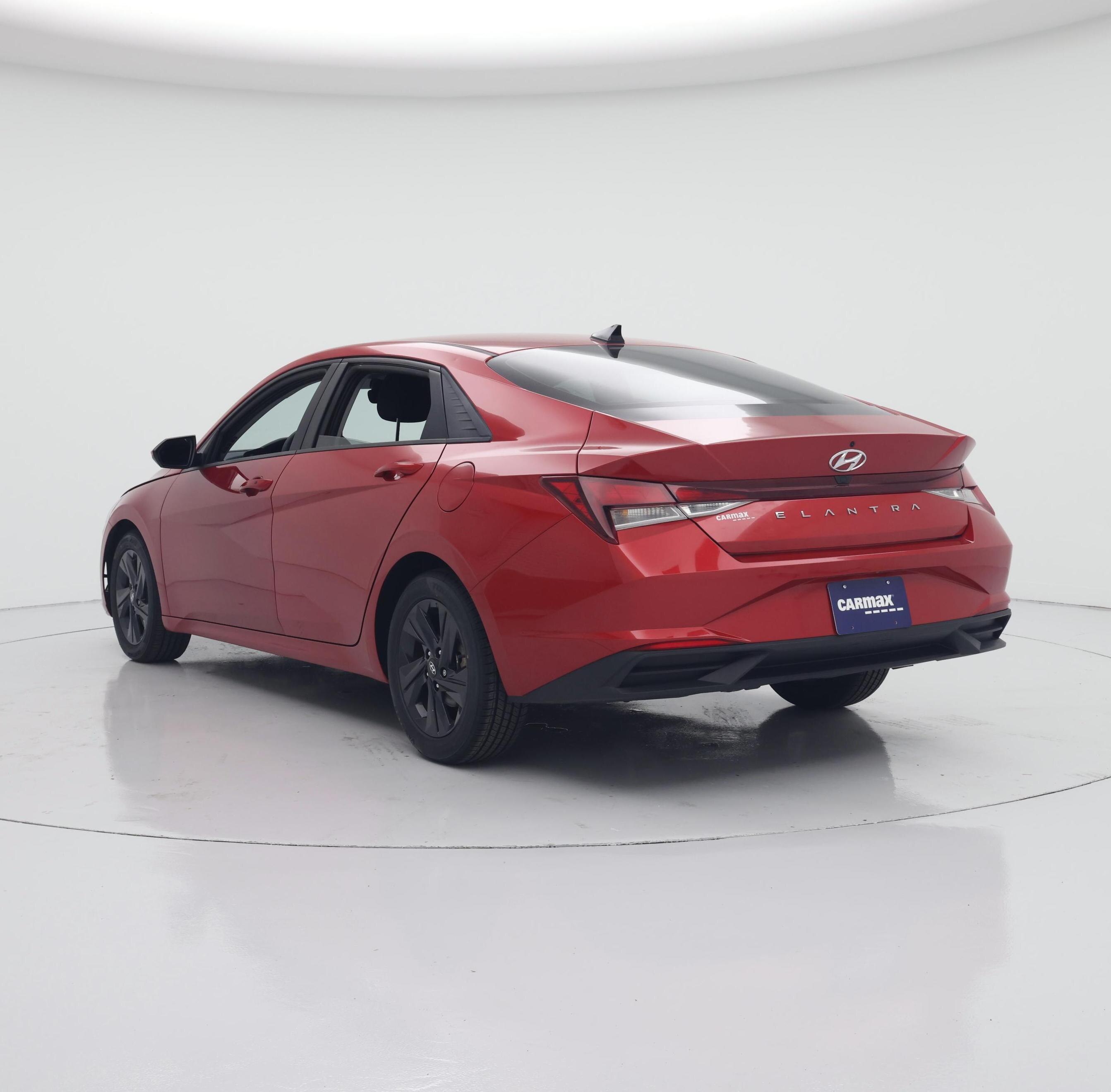 Thumbnail: 2023 Hyundai Elantra - 2