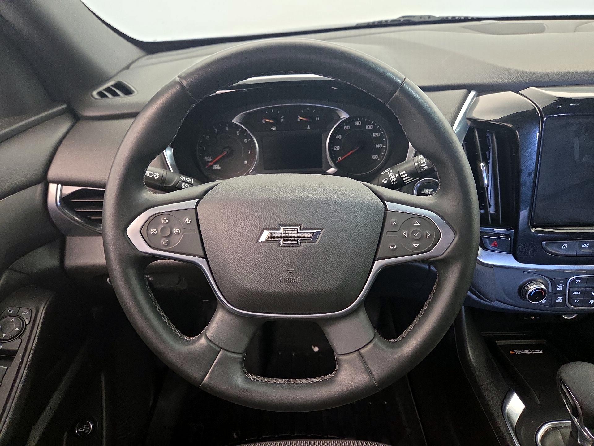 Thumbnail: 2023 Chevrolet Traverse - 10