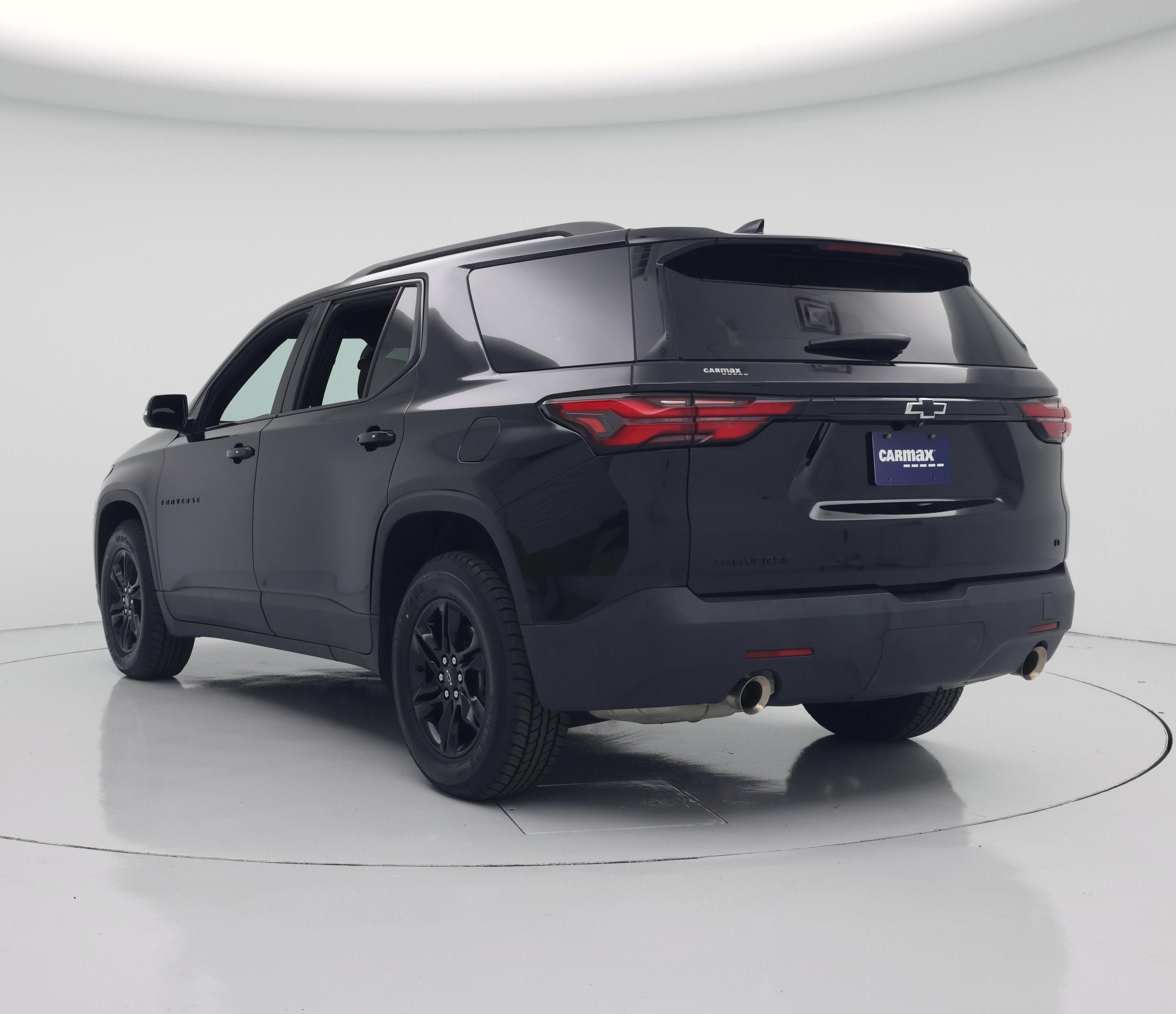 Thumbnail: 2023 Chevrolet Traverse - 2