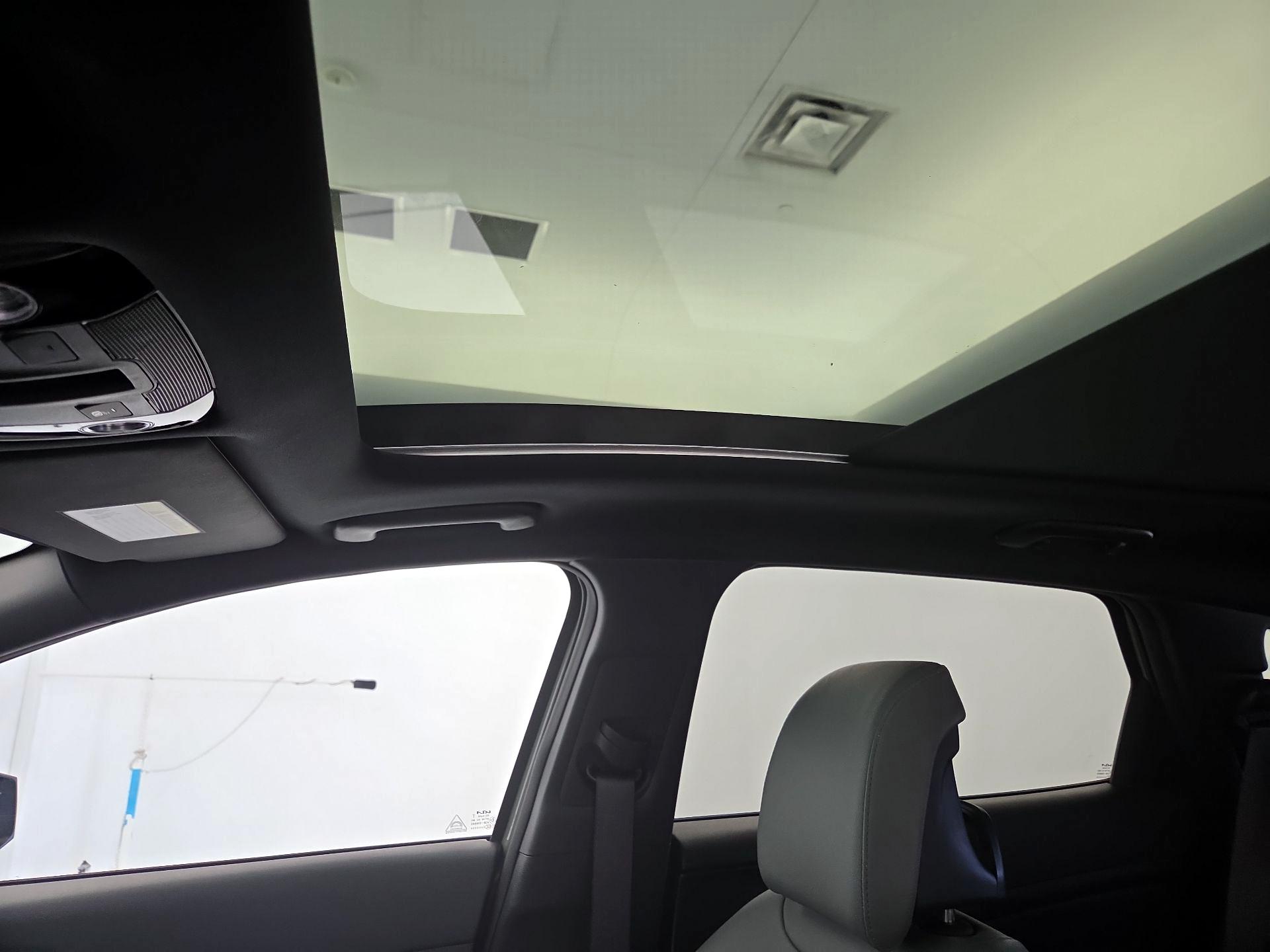 Thumbnail: 2023 Kia Sportage - 19