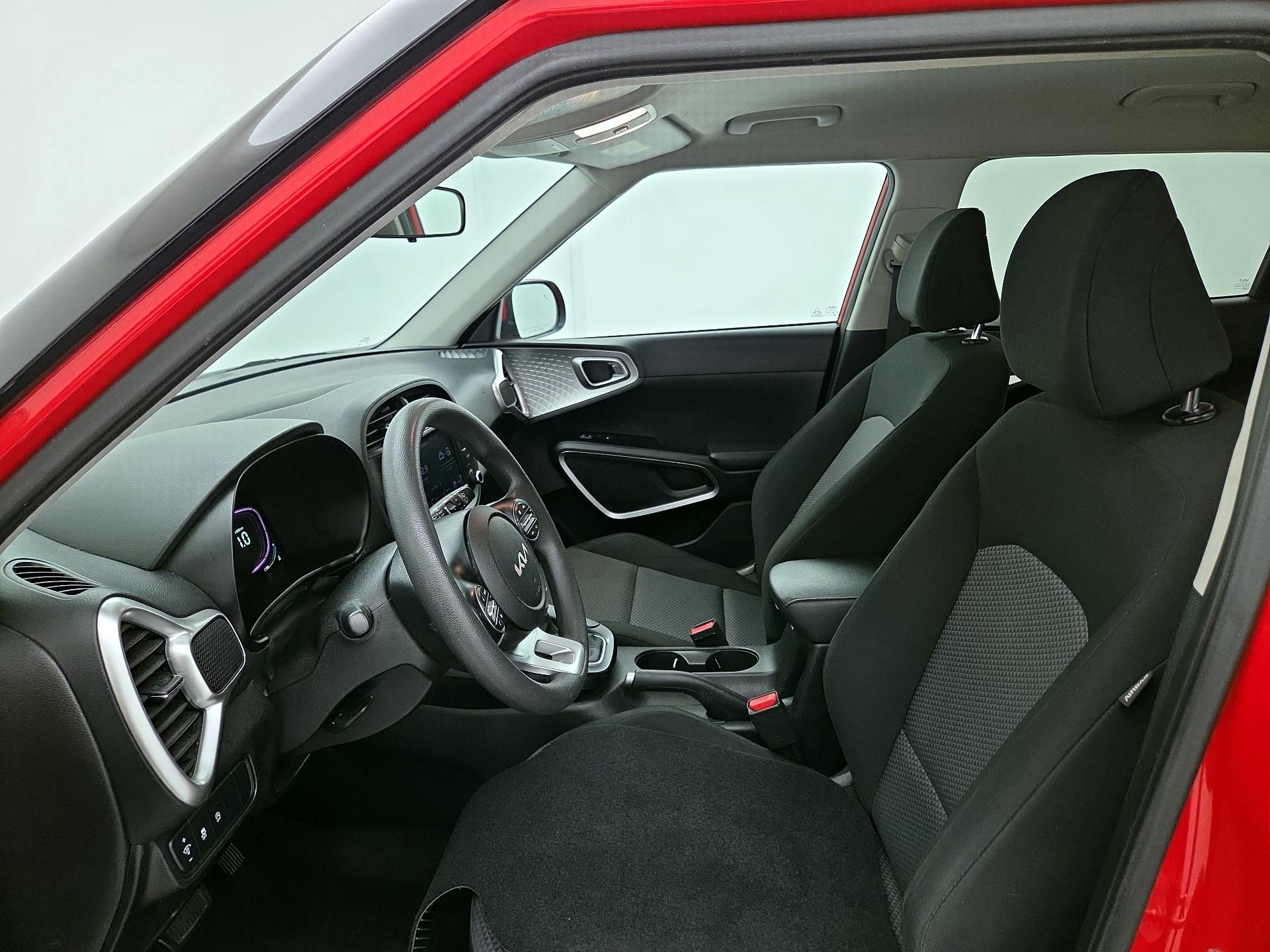Thumbnail: 2023 Kia Soul - 11