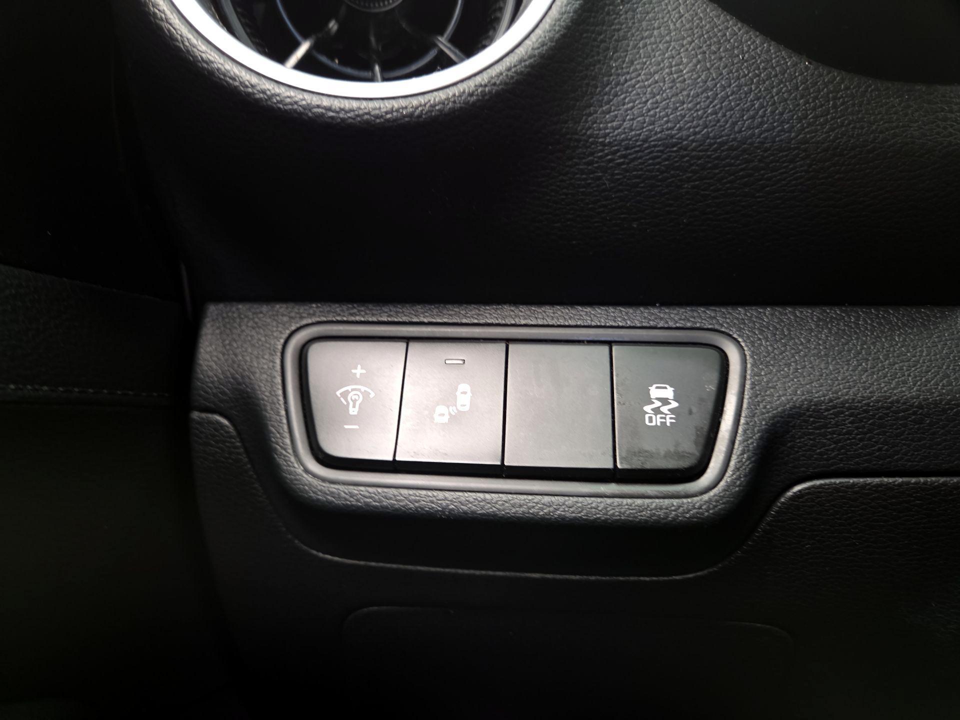 Thumbnail: 2023 Kia Forte - 13