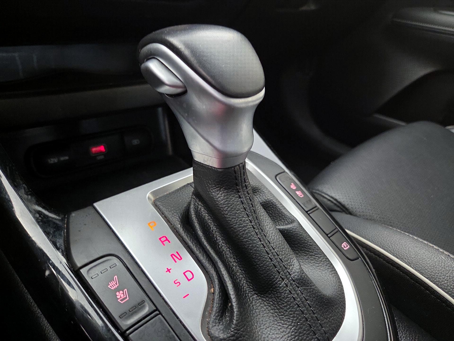 Thumbnail: 2023 Kia Forte - 17