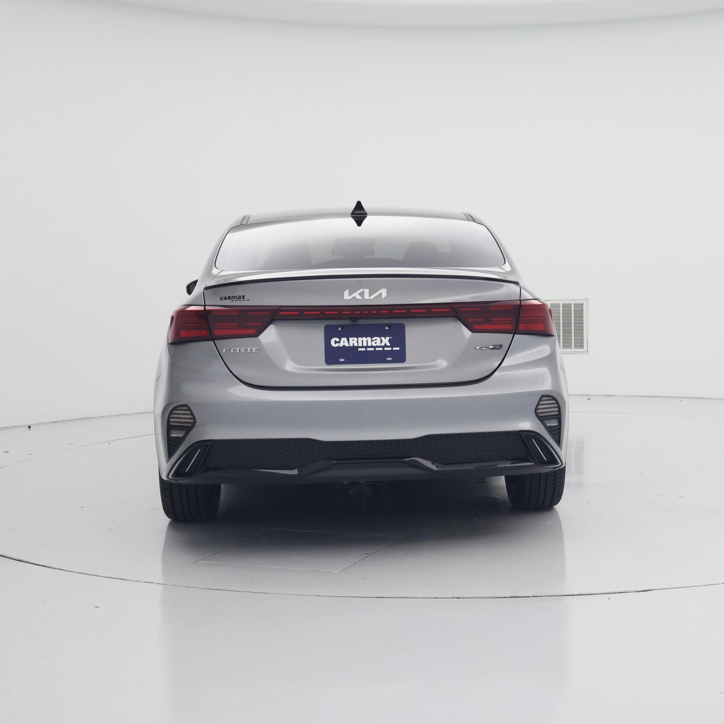 Thumbnail: 2023 Kia Forte - 6
