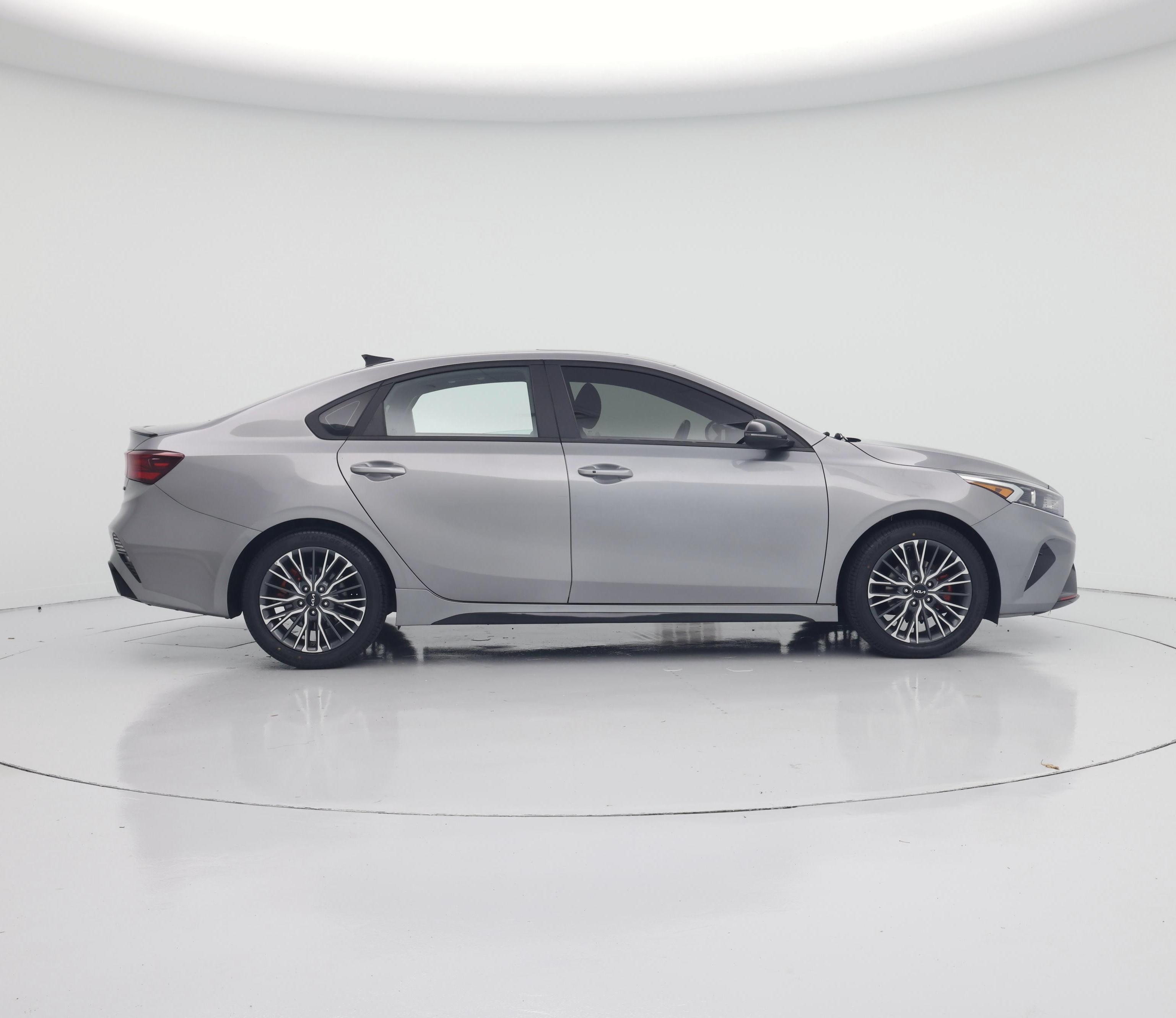 Thumbnail: 2023 Kia Forte - 7