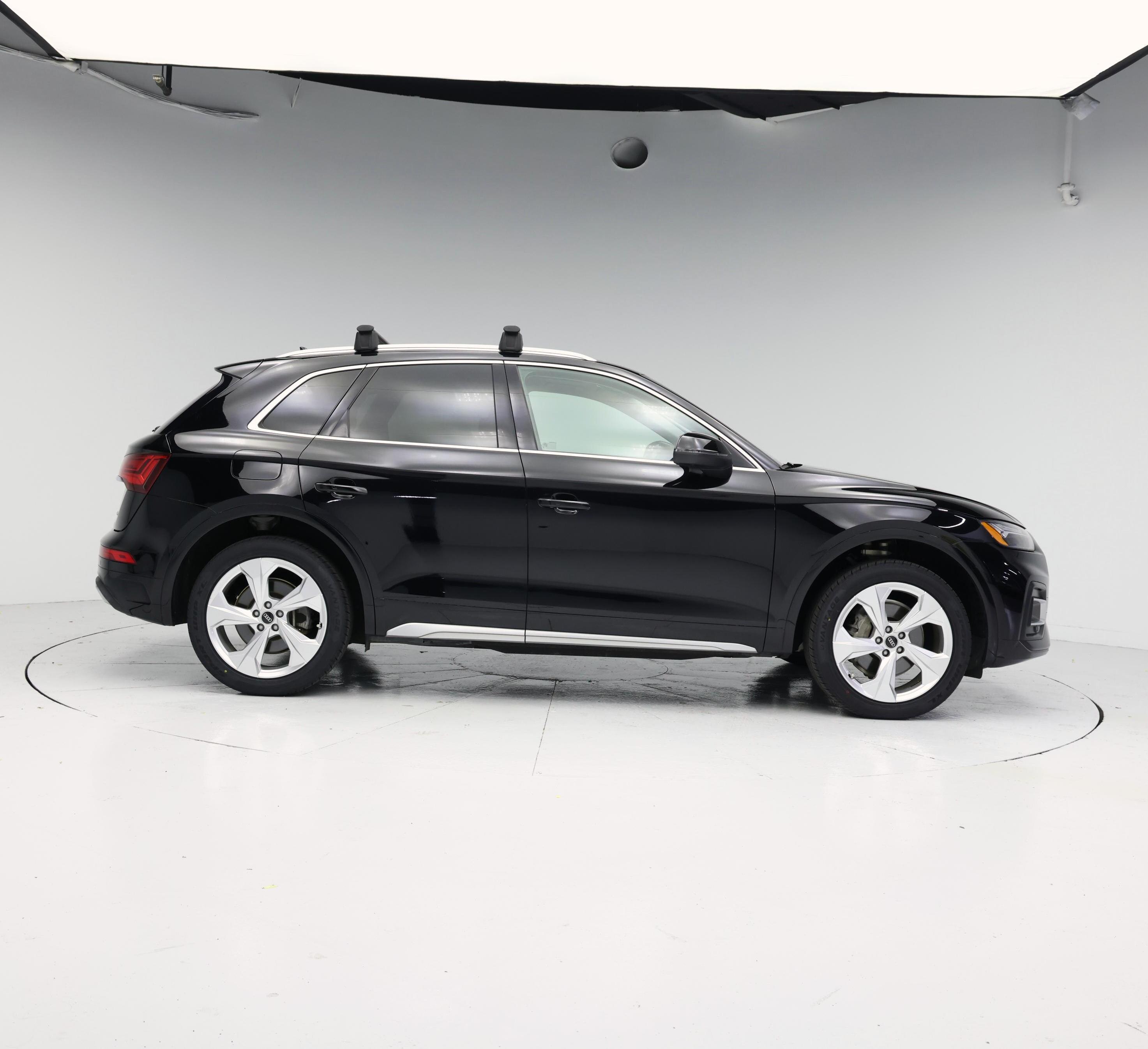 Thumbnail: 2021 Audi Q5 - 7