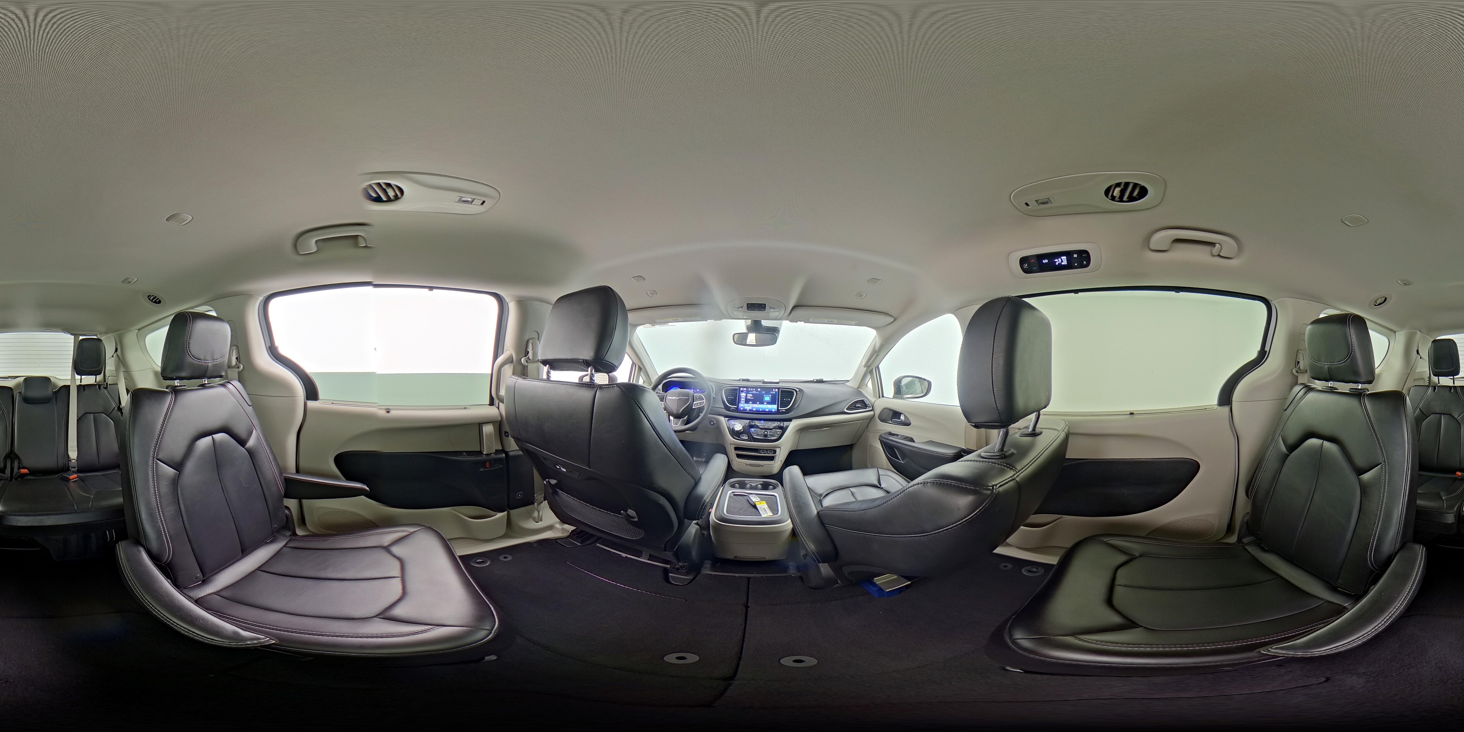 2023 Chrysler Pacifica Touring L - Photo 26