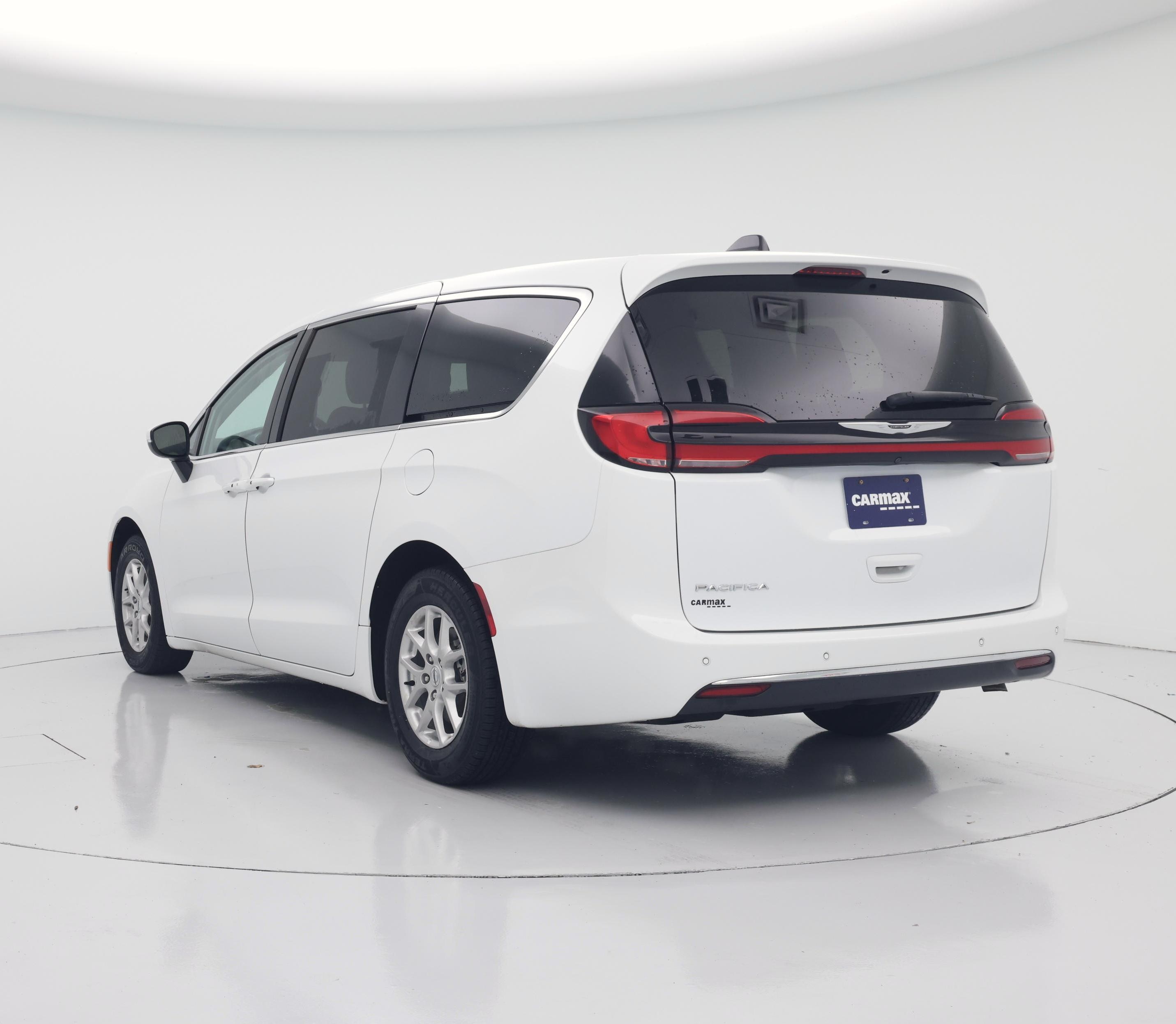 Thumbnail: 2023 Chrysler Pacifica - 2